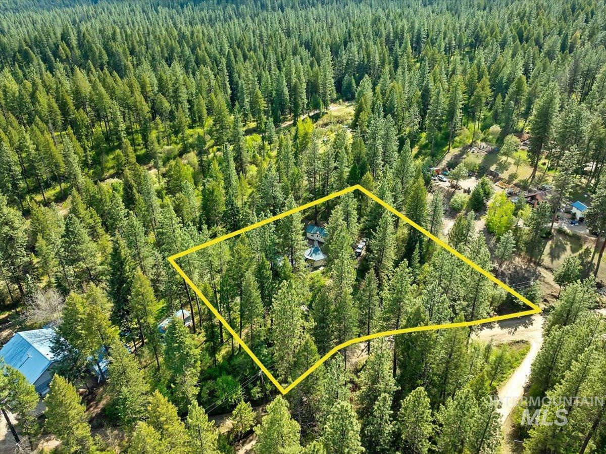 104 Sky Ridge Dr, Garden Valley, Idaho 83622, 3 Bedrooms, 2 Bathrooms, Residential For Sale, Price $499,900, 98946209