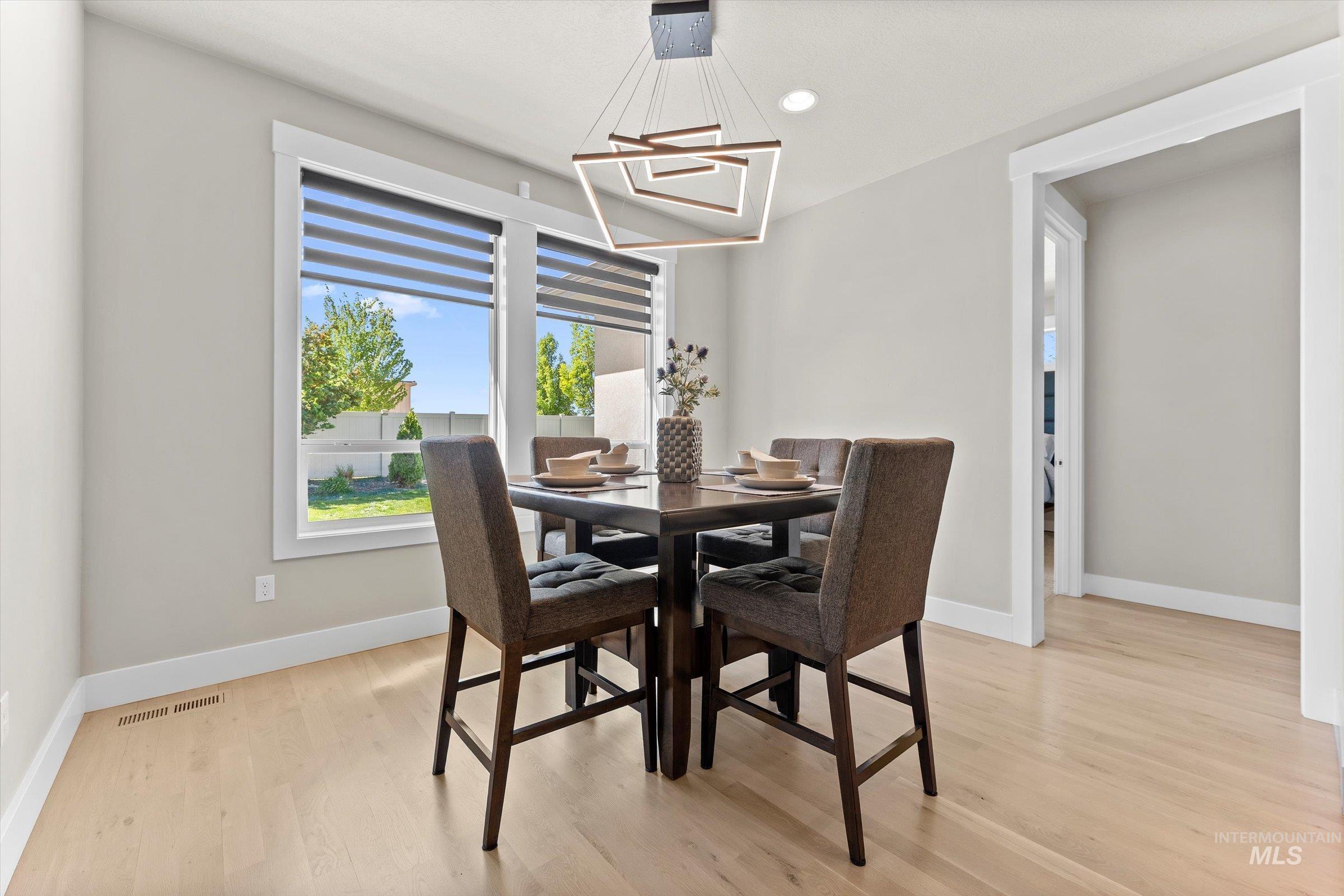 495 W Oak Springs Dr, Meridian, Idaho 83642, 3 Bedrooms, 2 Bathrooms, Residential For Sale, Price $729,000, 98946214