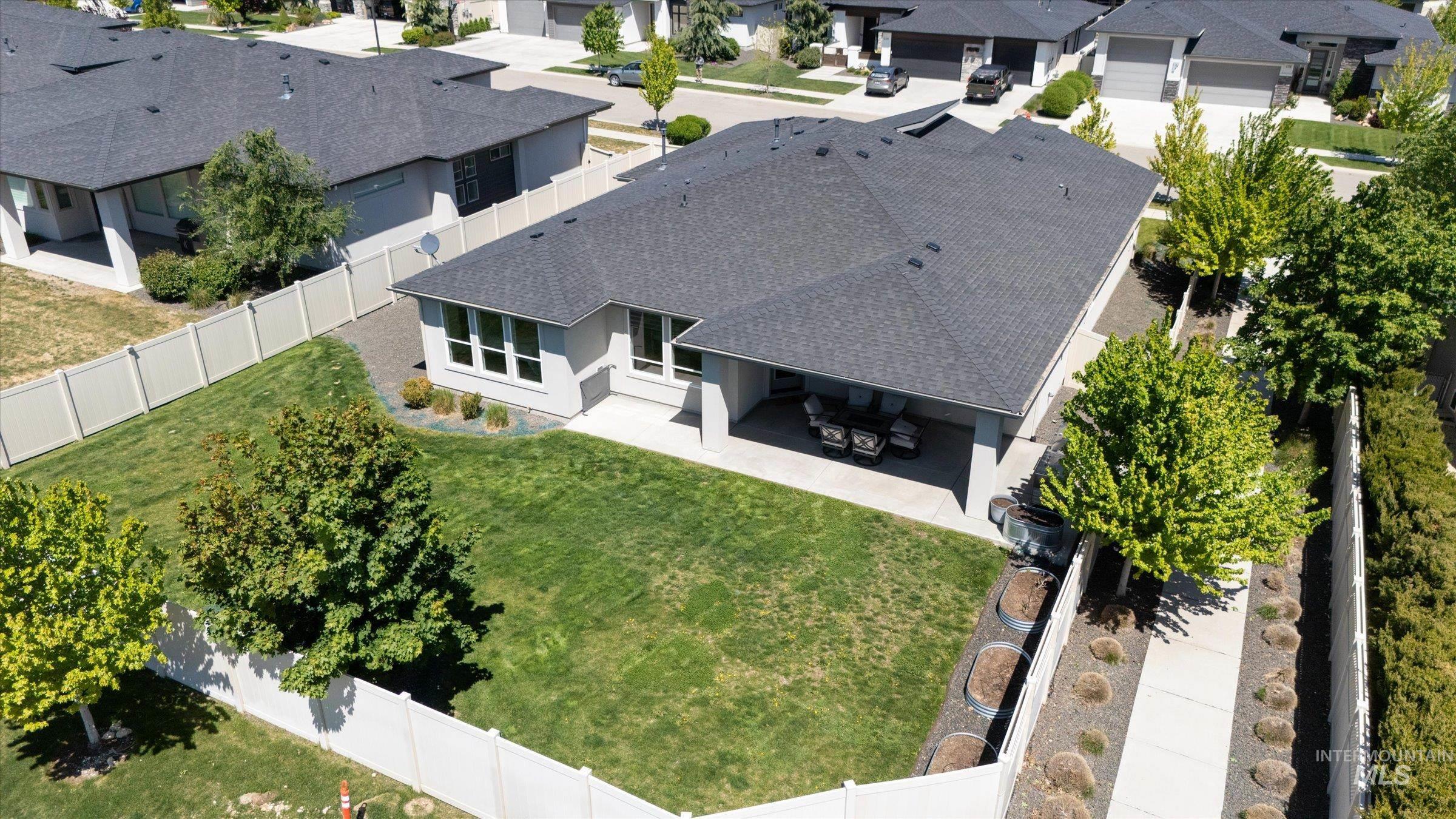 495 W Oak Springs Dr, Meridian, Idaho 83642, 3 Bedrooms, 2 Bathrooms, Residential For Sale, Price $729,000, 98946214