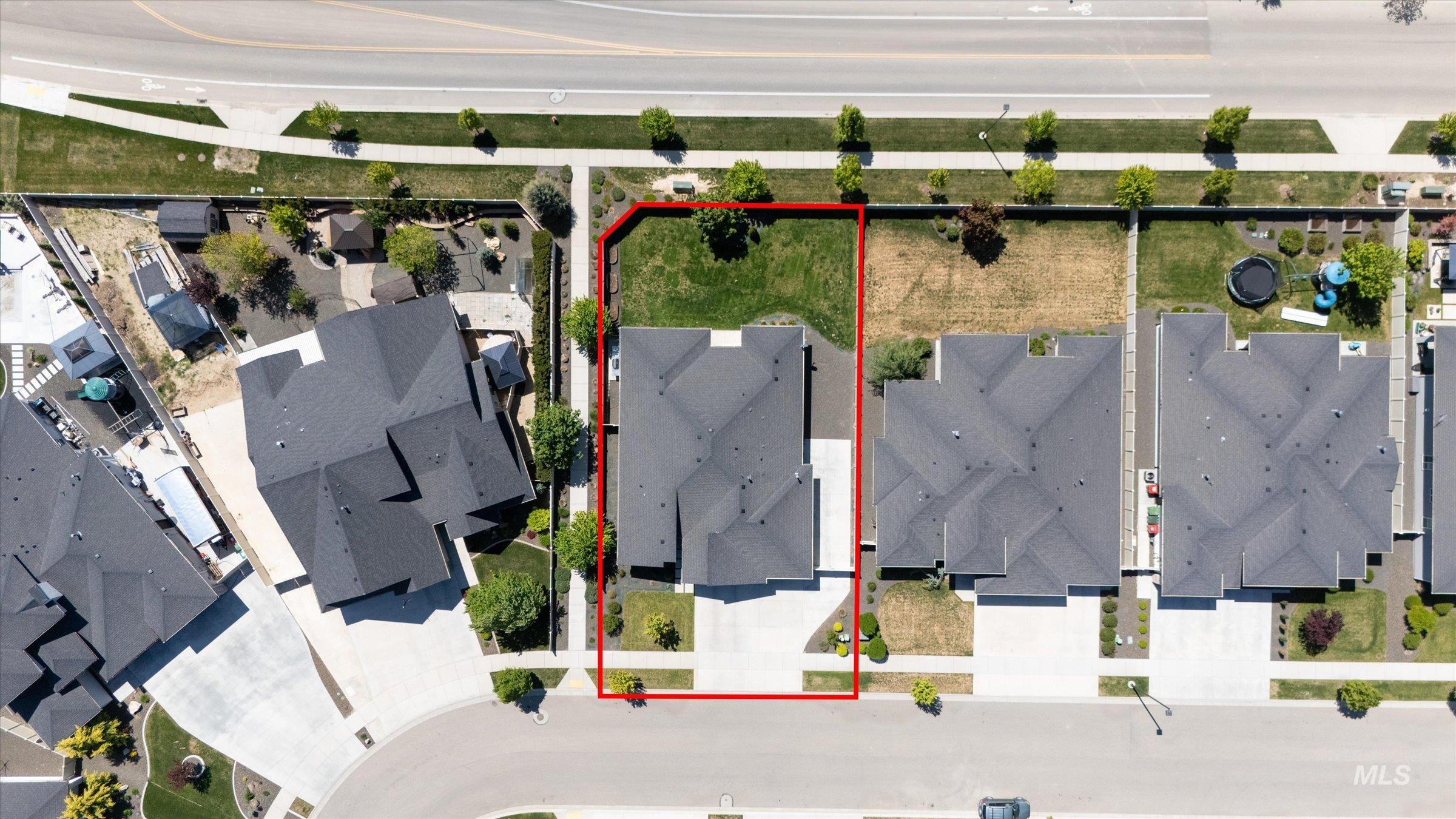 495 W Oak Springs Dr, Meridian, Idaho 83642, 3 Bedrooms, 2 Bathrooms, Residential For Sale, Price $729,000, 98946214
