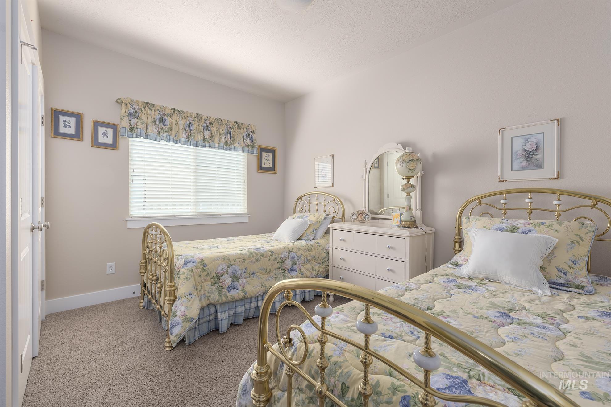 420 W Indianhead Rd, Weiser, Idaho 83672, 3 Bedrooms, 2 Bathrooms, Residential For Sale, Price $565,000, 98946229