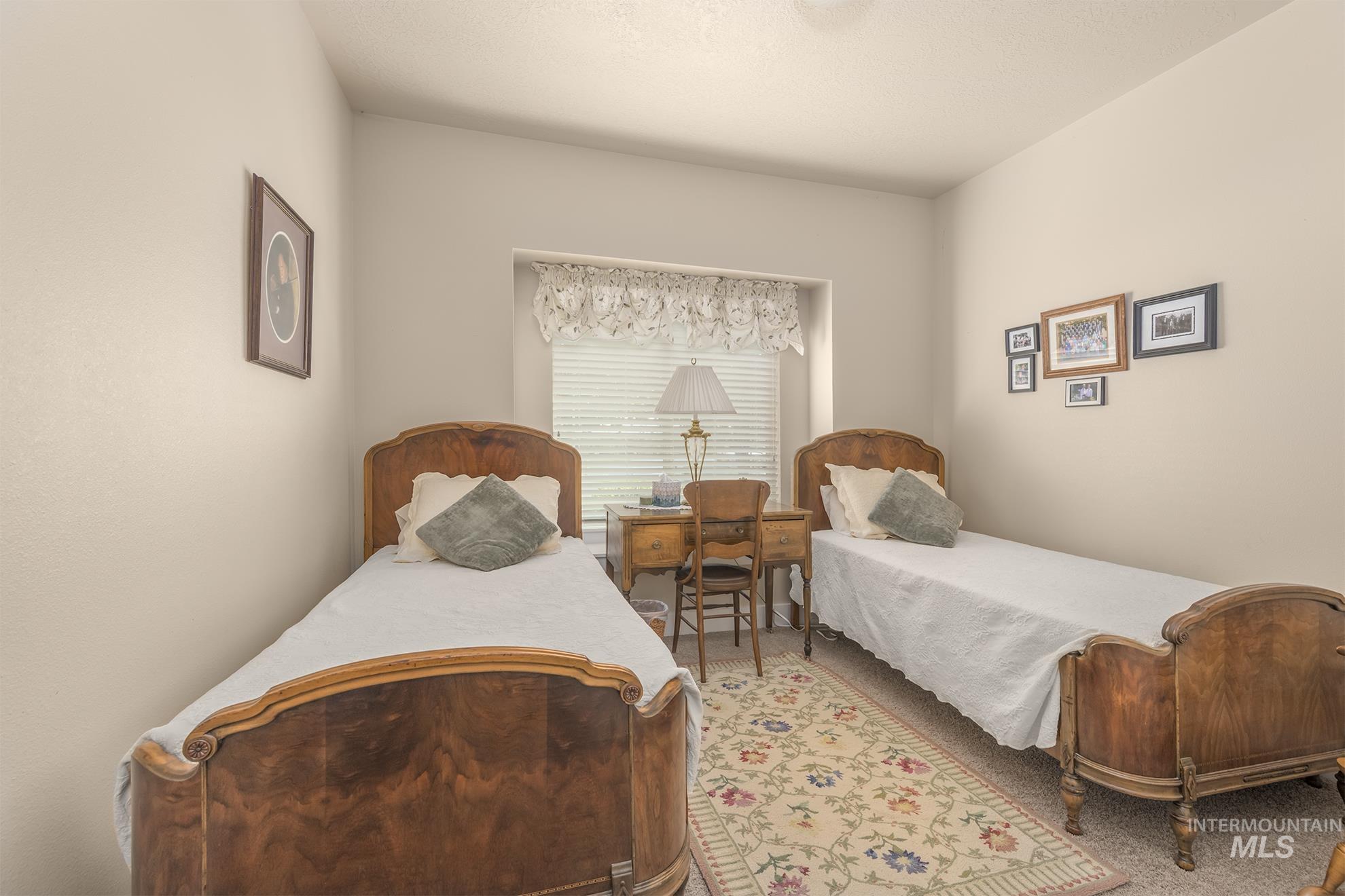 420 W Indianhead Rd, Weiser, Idaho 83672, 3 Bedrooms, 2 Bathrooms, Residential For Sale, Price $565,000, 98946229
