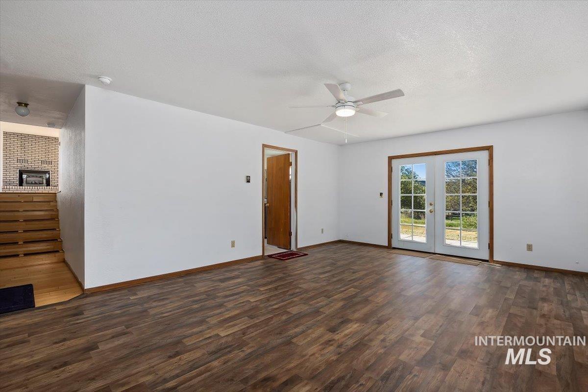 1211 E 4338 North, Buhl, Idaho 83316, 4 Bedrooms, 2.5 Bathrooms, Residential For Sale, Price $459,900, 98946263