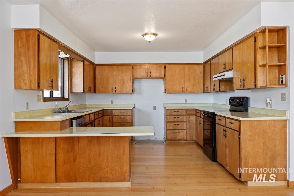 1211 E 4338 North, Buhl, Idaho 83316, 4 Bedrooms, 2.5 Bathrooms, Residential For Sale, Price $459,900, 98946263