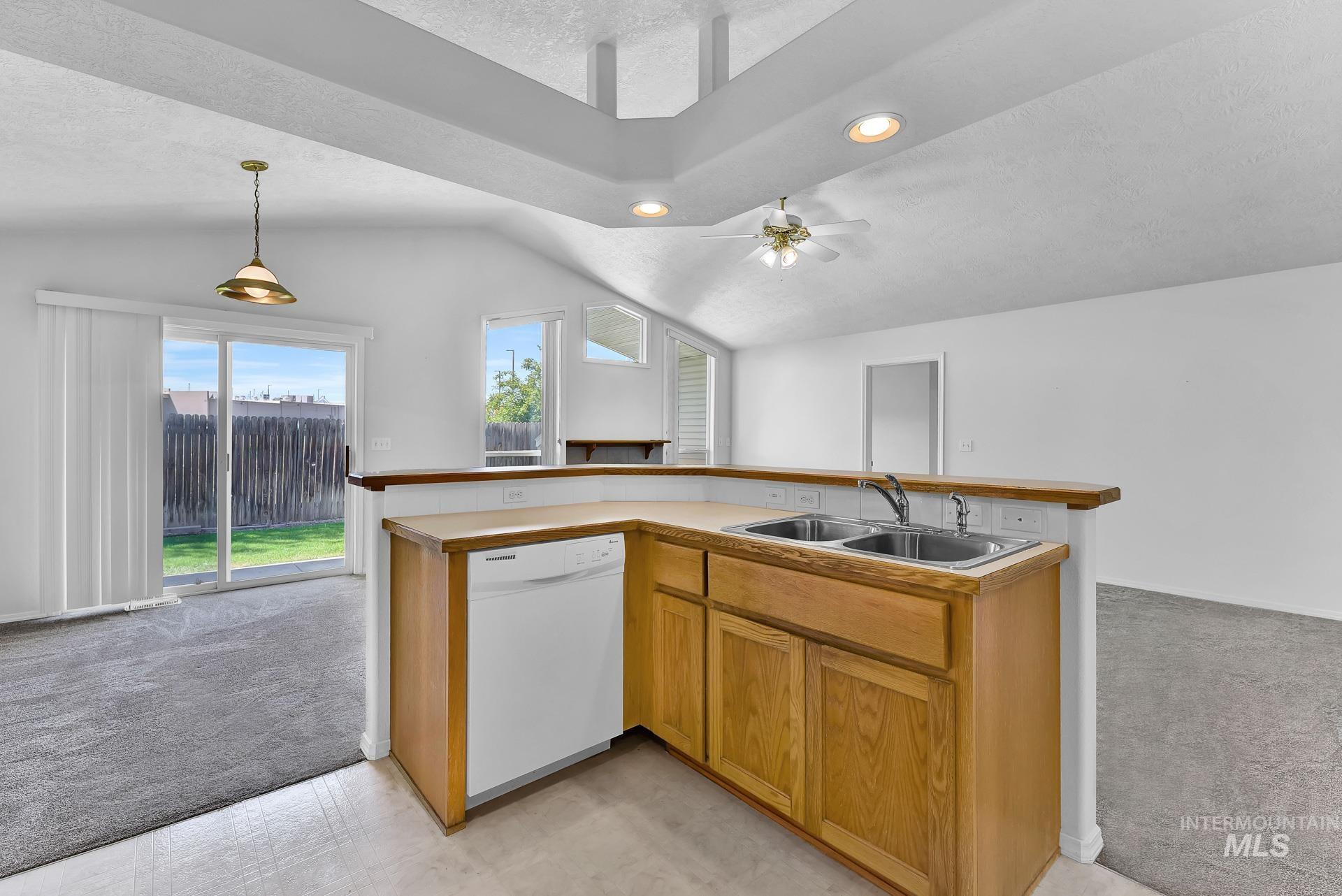 227 E Spinosa Dr, Meridian, Idaho 83646-3345, 2 Bedrooms, 2 Bathrooms, Residential For Sale, Price $394,500, 98946292