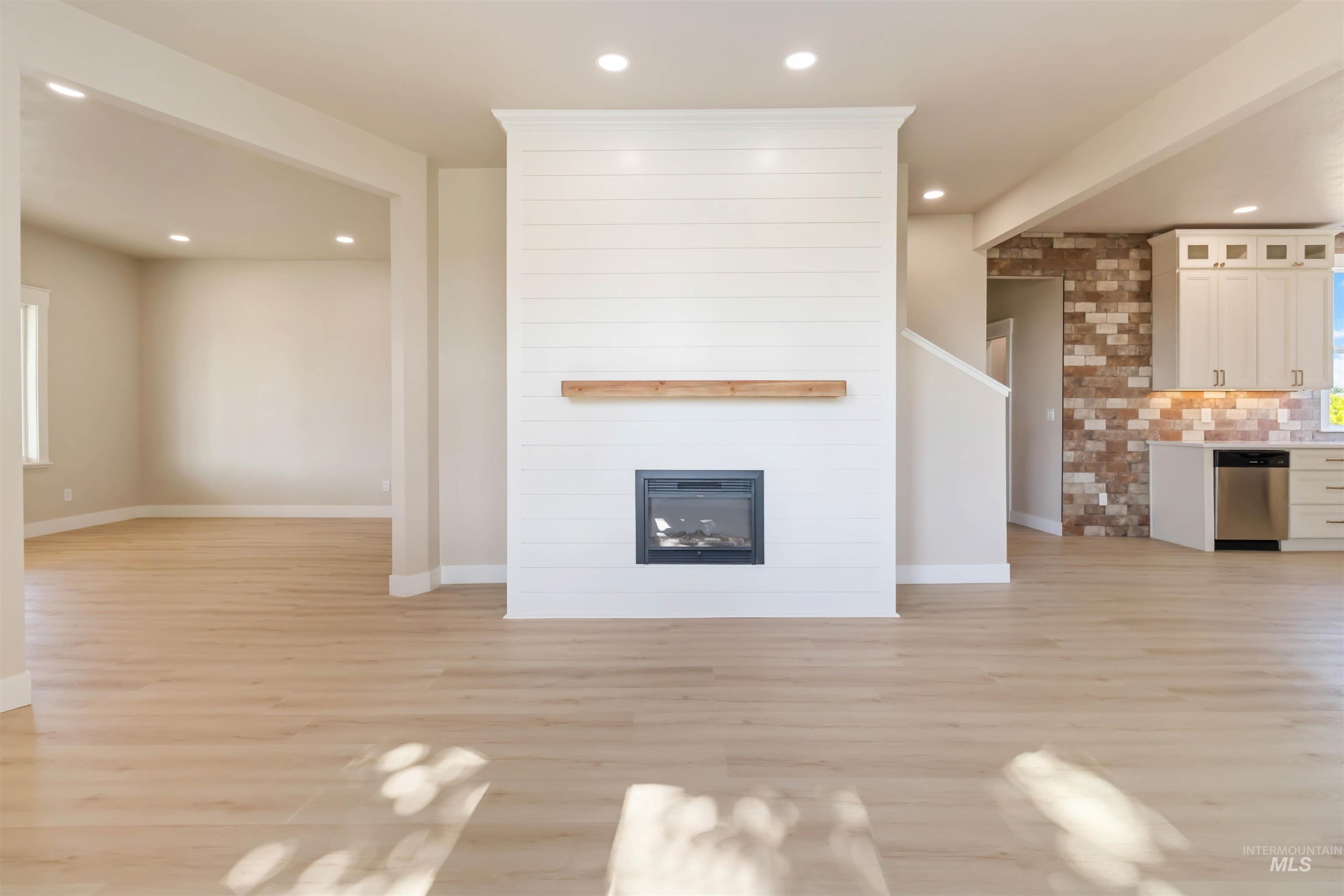 4320 SW 2nd Ave, New Plymouth, Idaho 83655, 4 Bedrooms, 2.5 Bathrooms, Residential For Sale, Price $495,000, 98946310
