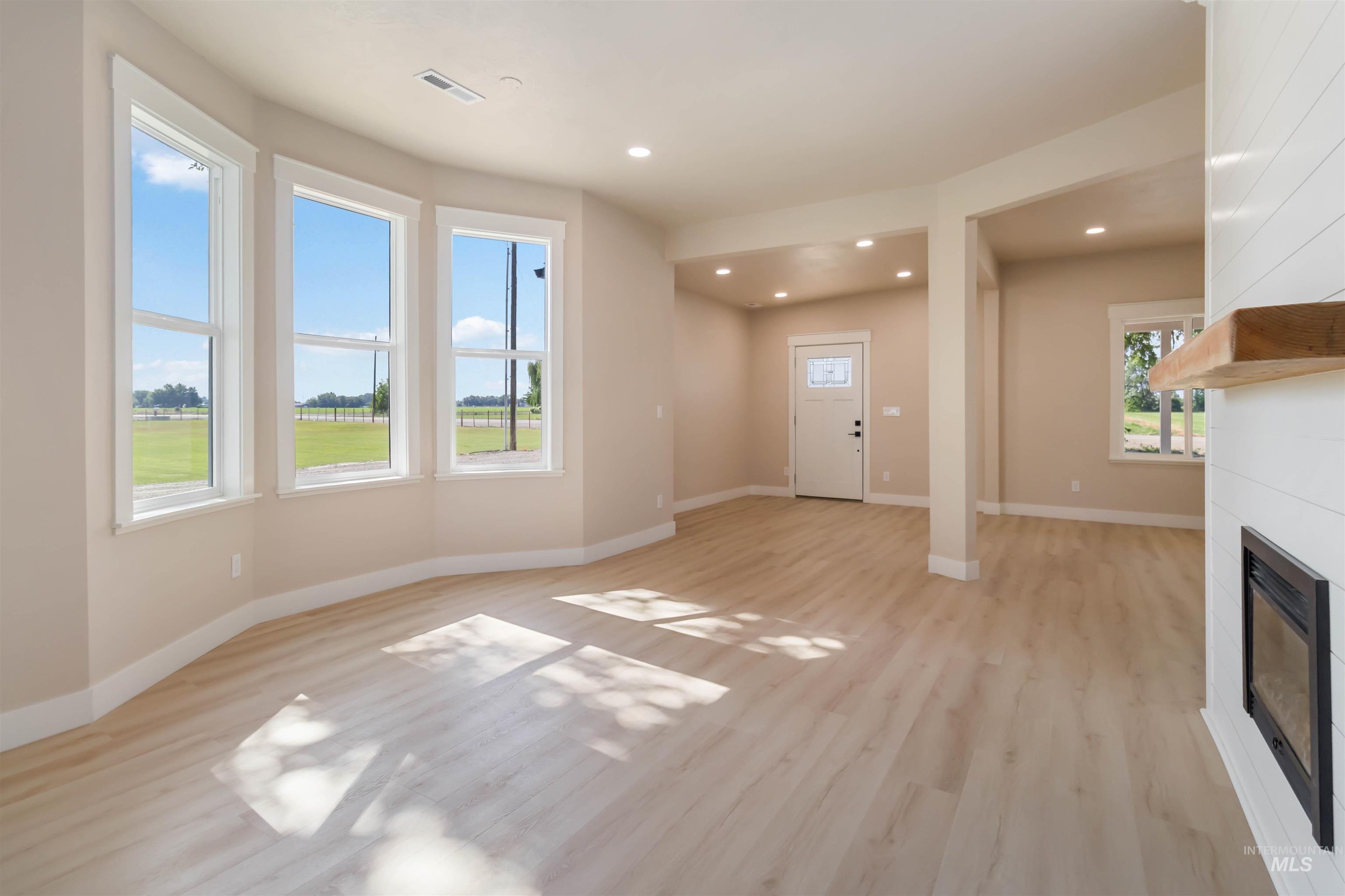 4320 SW 2nd Ave, New Plymouth, Idaho 83655, 4 Bedrooms, 2.5 Bathrooms, Residential For Sale, Price $495,000, 98946310