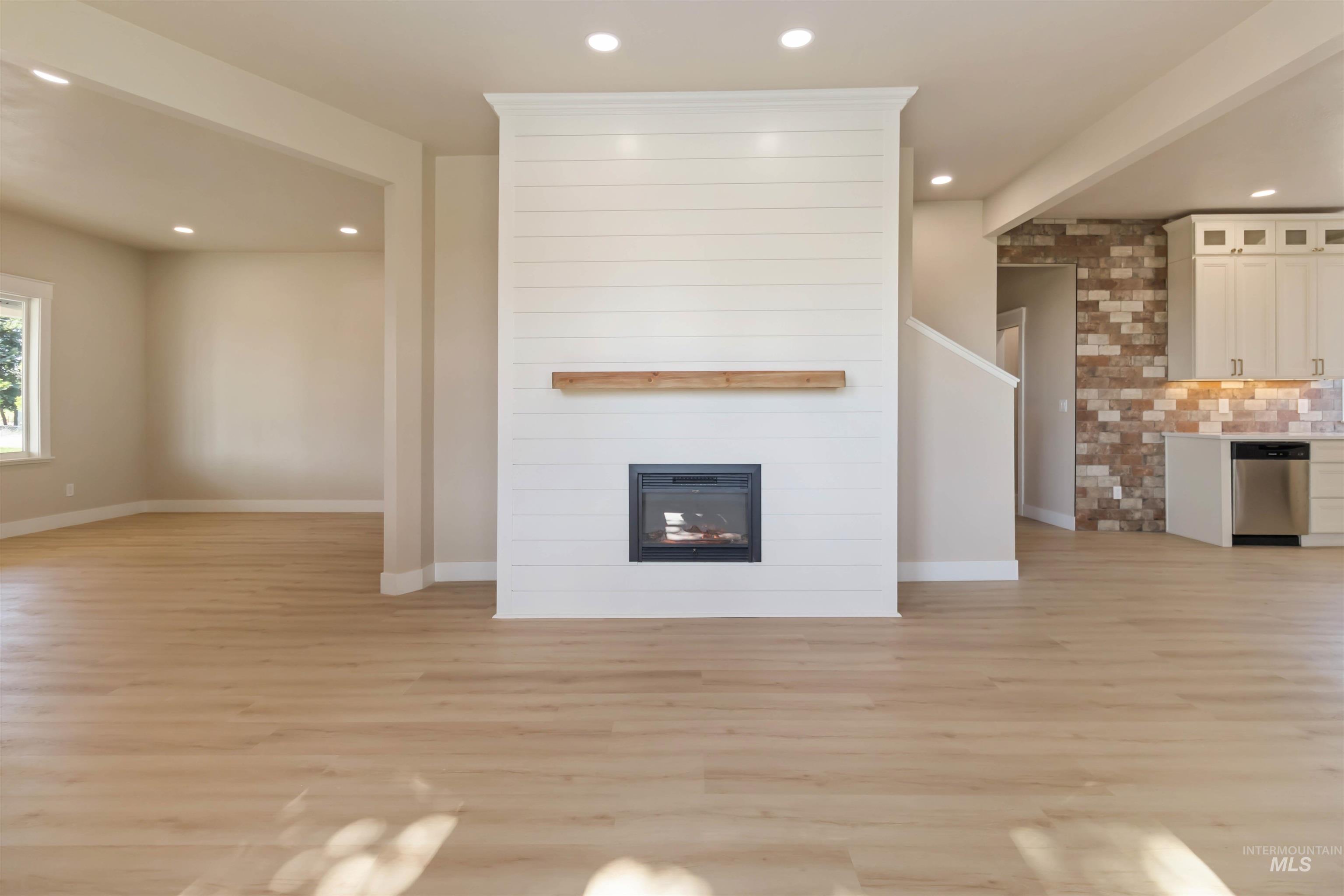 4320 SW 2nd Ave, New Plymouth, Idaho 83655, 4 Bedrooms, 2.5 Bathrooms, Residential For Sale, Price $495,000, 98946310