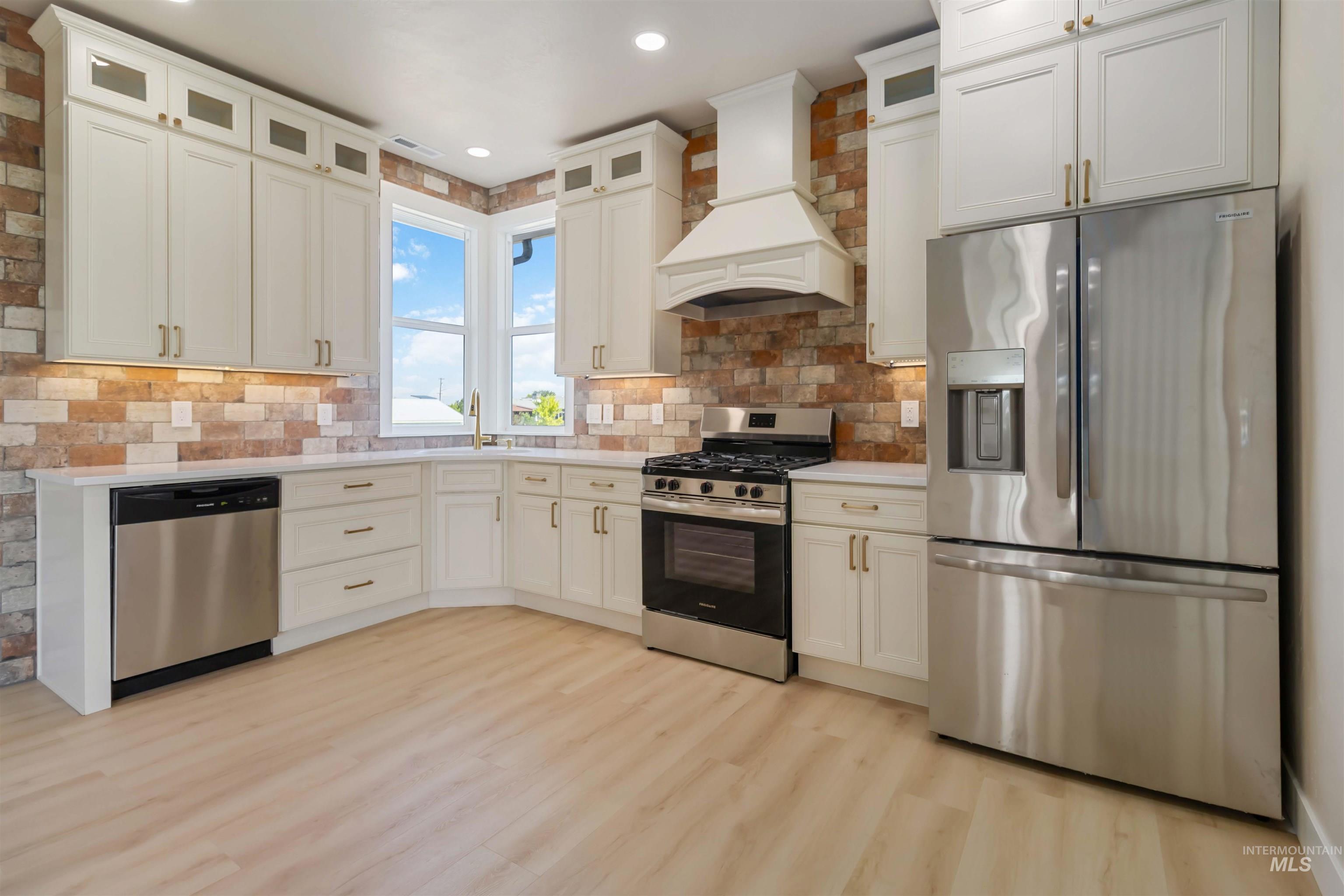 4320 SW 2nd Ave, New Plymouth, Idaho 83655, 4 Bedrooms, 2.5 Bathrooms, Residential For Sale, Price $495,000, 98946310