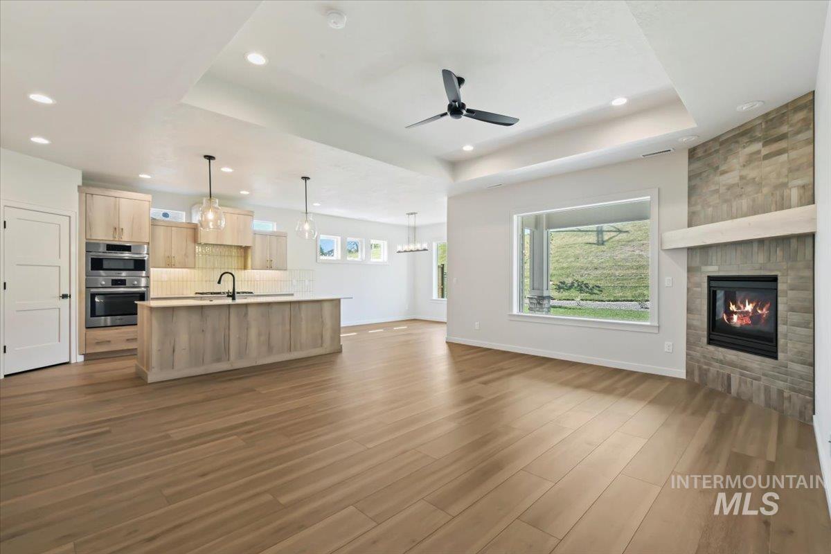1379 W Ultar Dr, Nampa, Idaho 83686, 3 Bedrooms, 2 Bathrooms, Residential For Sale, Price $573,900, 98946313