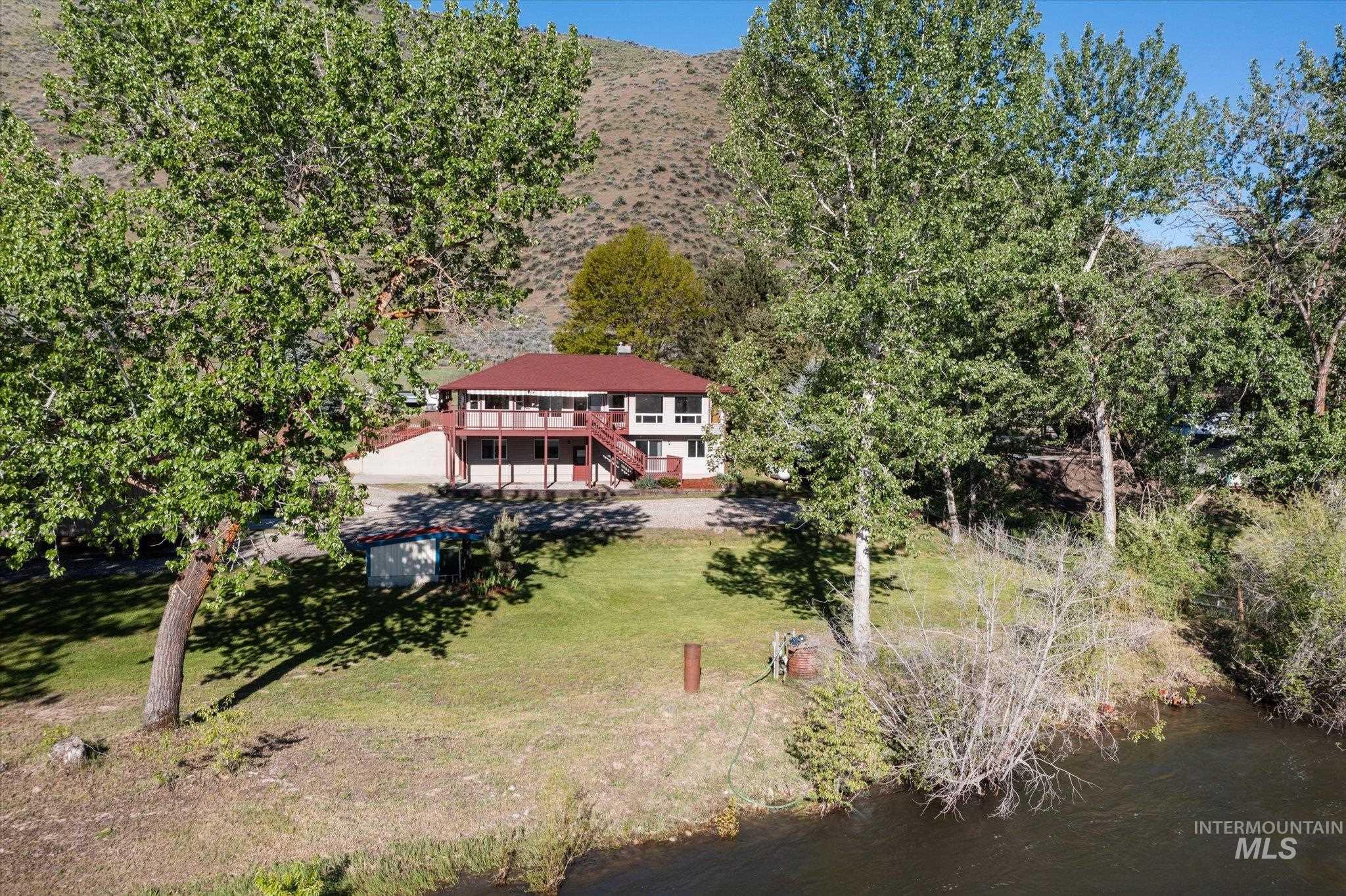 21 Gardena Lane, Horseshoe Bend, Idaho 83629, 3 Bedrooms, 3 Bathrooms, Residential For Sale, Price $865,000, 98946317