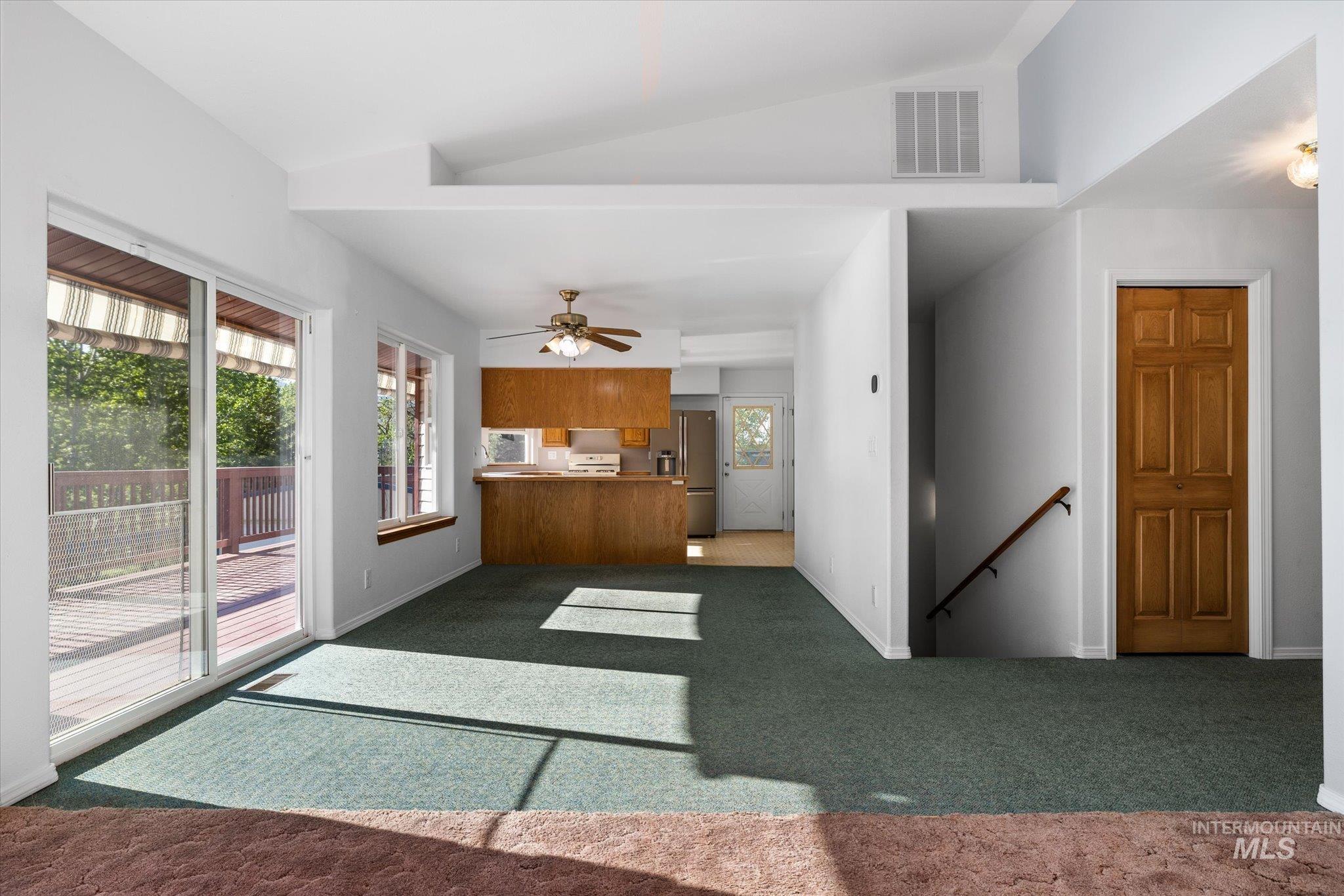 21 Gardena Lane, Horseshoe Bend, Idaho 83629, 3 Bedrooms, 3 Bathrooms, Residential For Sale, Price $865,000, 98946317