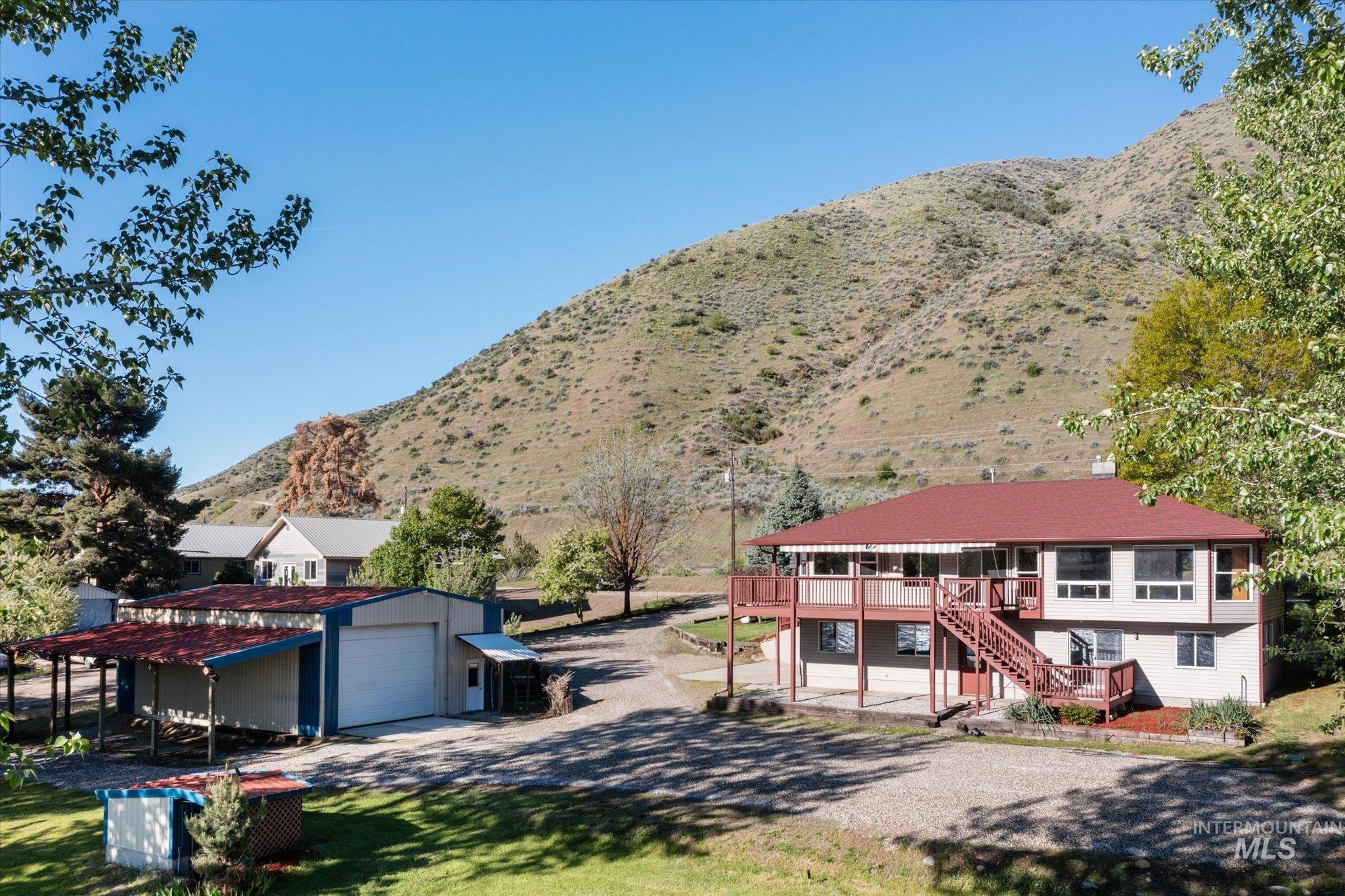 21 Gardena Lane, Horseshoe Bend, Idaho 83629, 3 Bedrooms, 3 Bathrooms, Residential For Sale, Price $865,000, 98946317