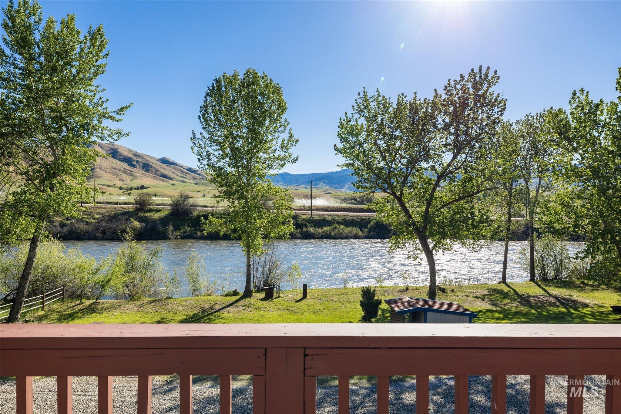 21 Gardena Lane, Horseshoe Bend, Idaho 83629, 3 Bedrooms, 3 Bathrooms, Residential For Sale, Price $865,000, 98946317