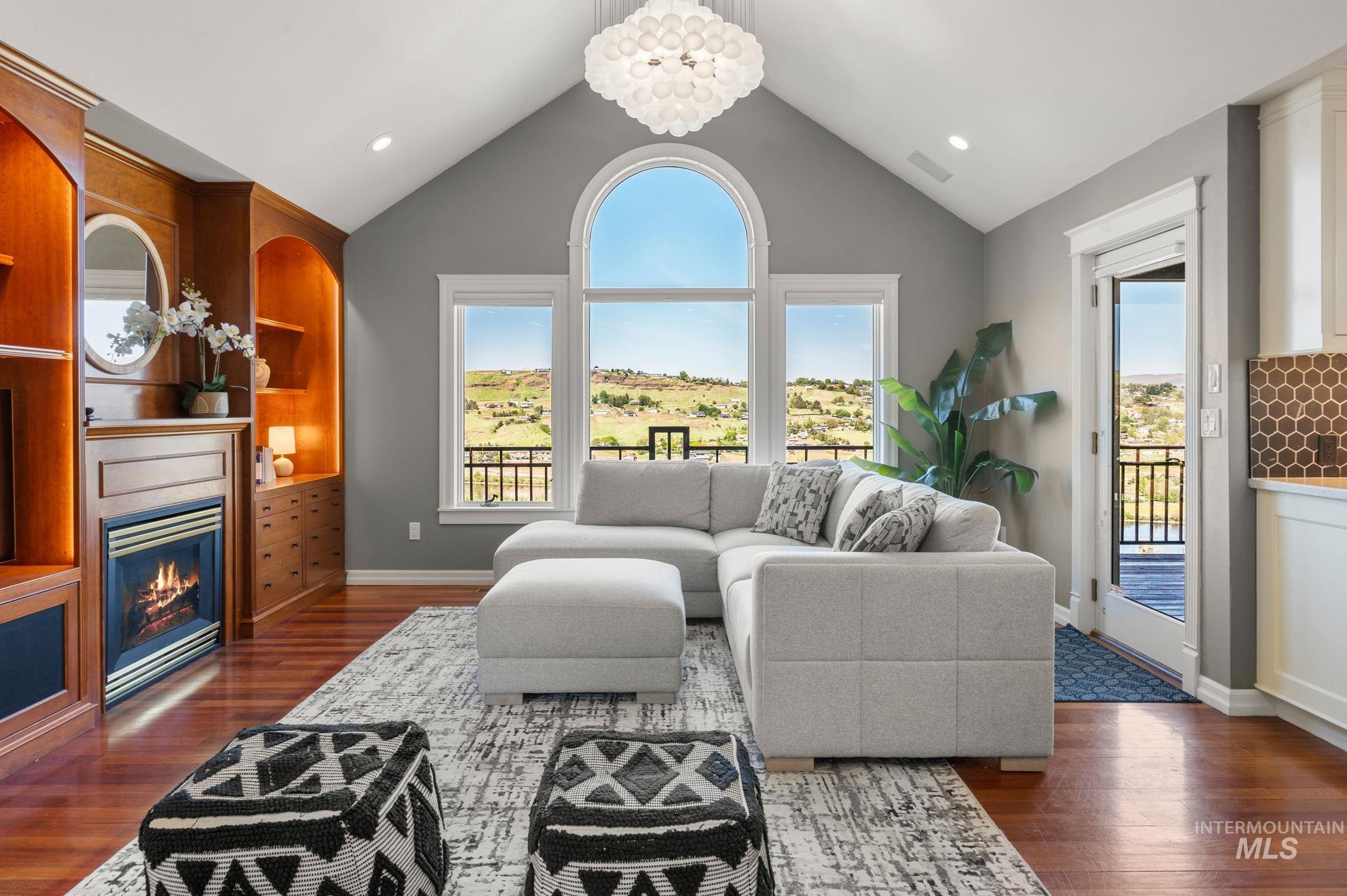 176 Marine View Drive, Lewiston, Idaho 83501, 5 Bedrooms, 3 Bathrooms, Residential For Sale, Price $859,598, 98946328