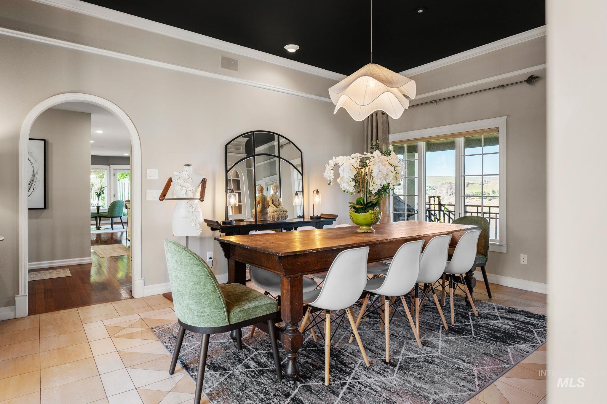 176 Marine View Drive, Lewiston, Idaho 83501, 5 Bedrooms, 3 Bathrooms, Residential For Sale, Price $859,598, 98946328