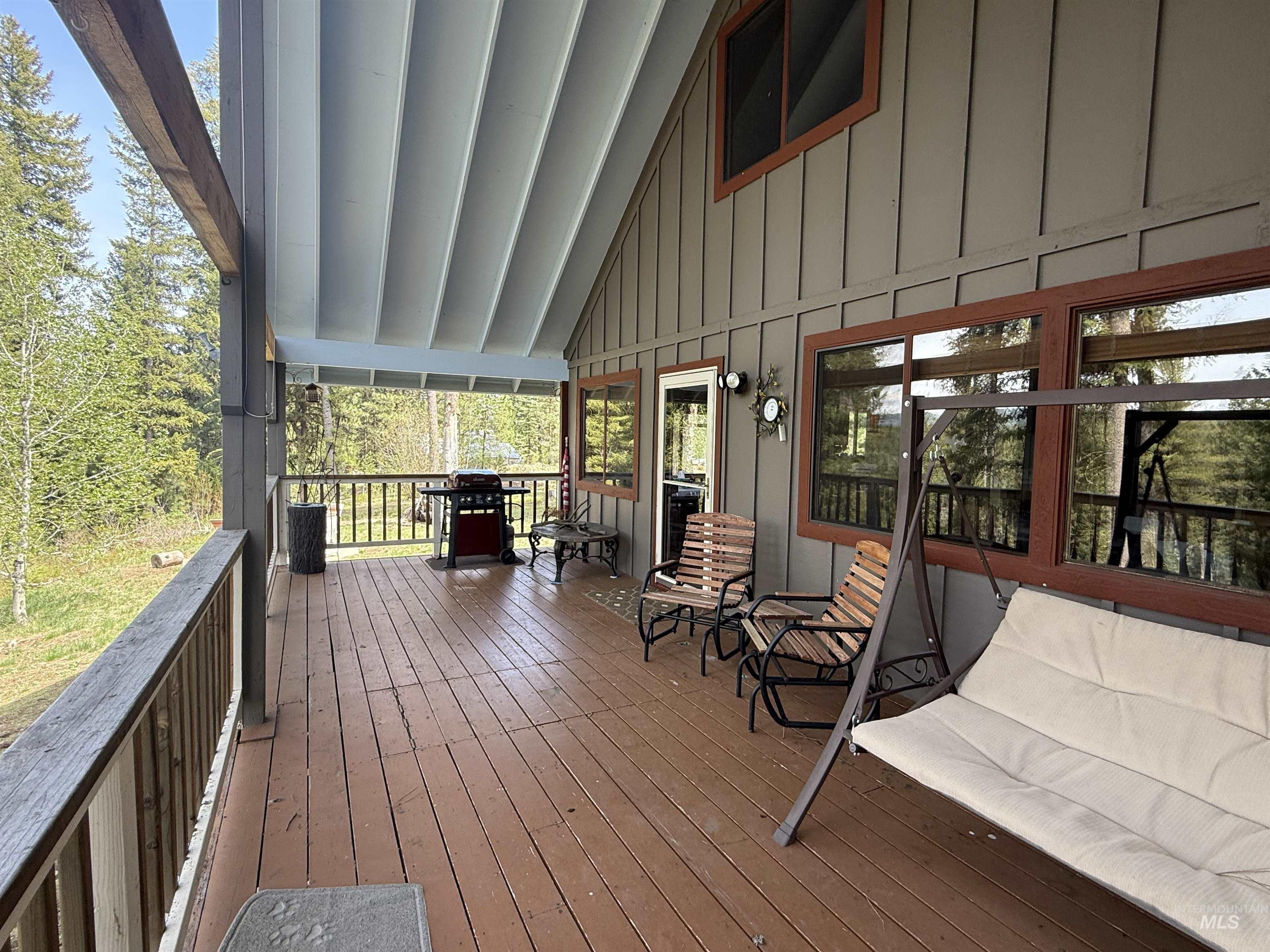 26 Doaka Ct, Idaho City, Idaho 83631, 2 Bedrooms, 2 Bathrooms, Residential For Sale, Price $520,000, 98946348