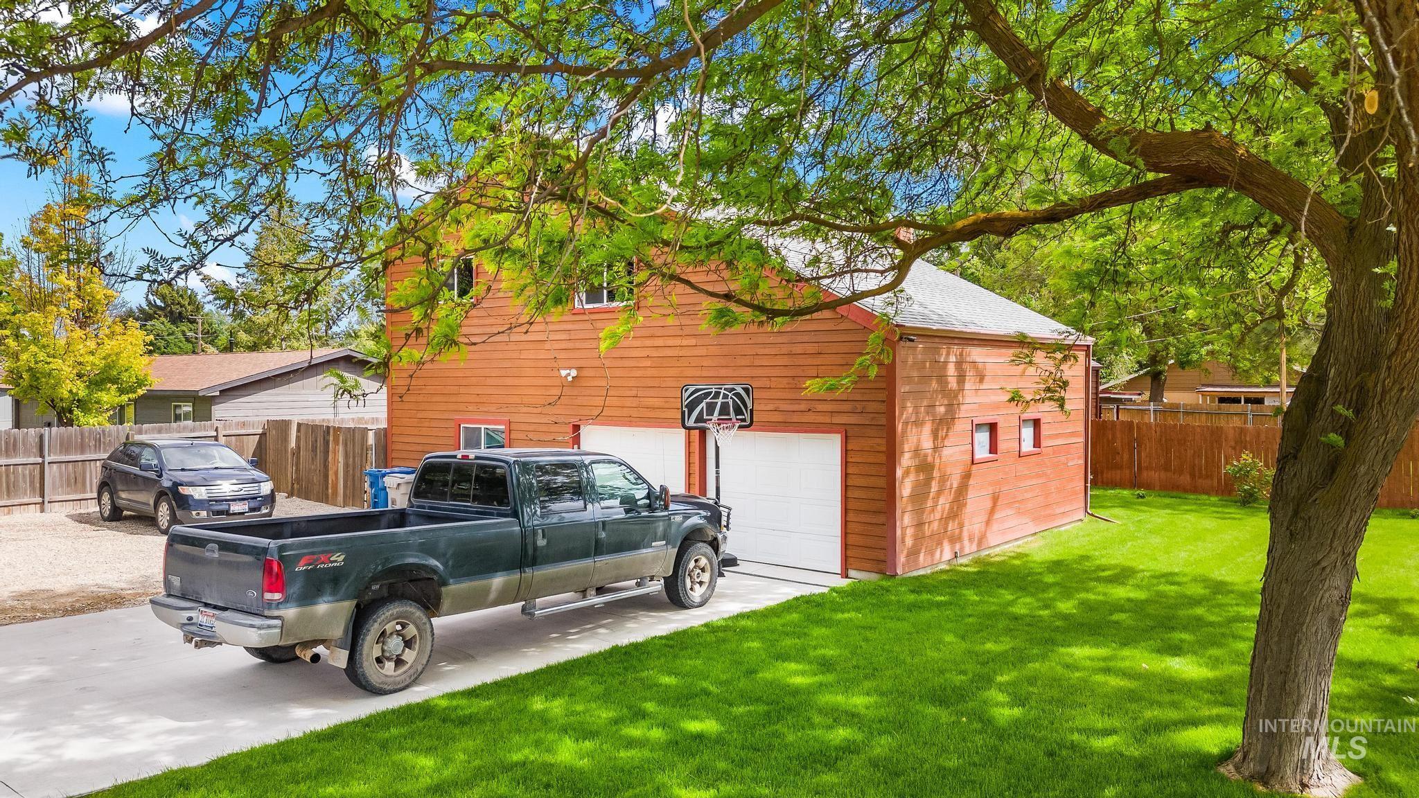 2015 Washington Ave, Caldwell, Idaho 83605, 6 Bedrooms, 4 Bathrooms, Residential For Sale, Price $520,000, 98946366