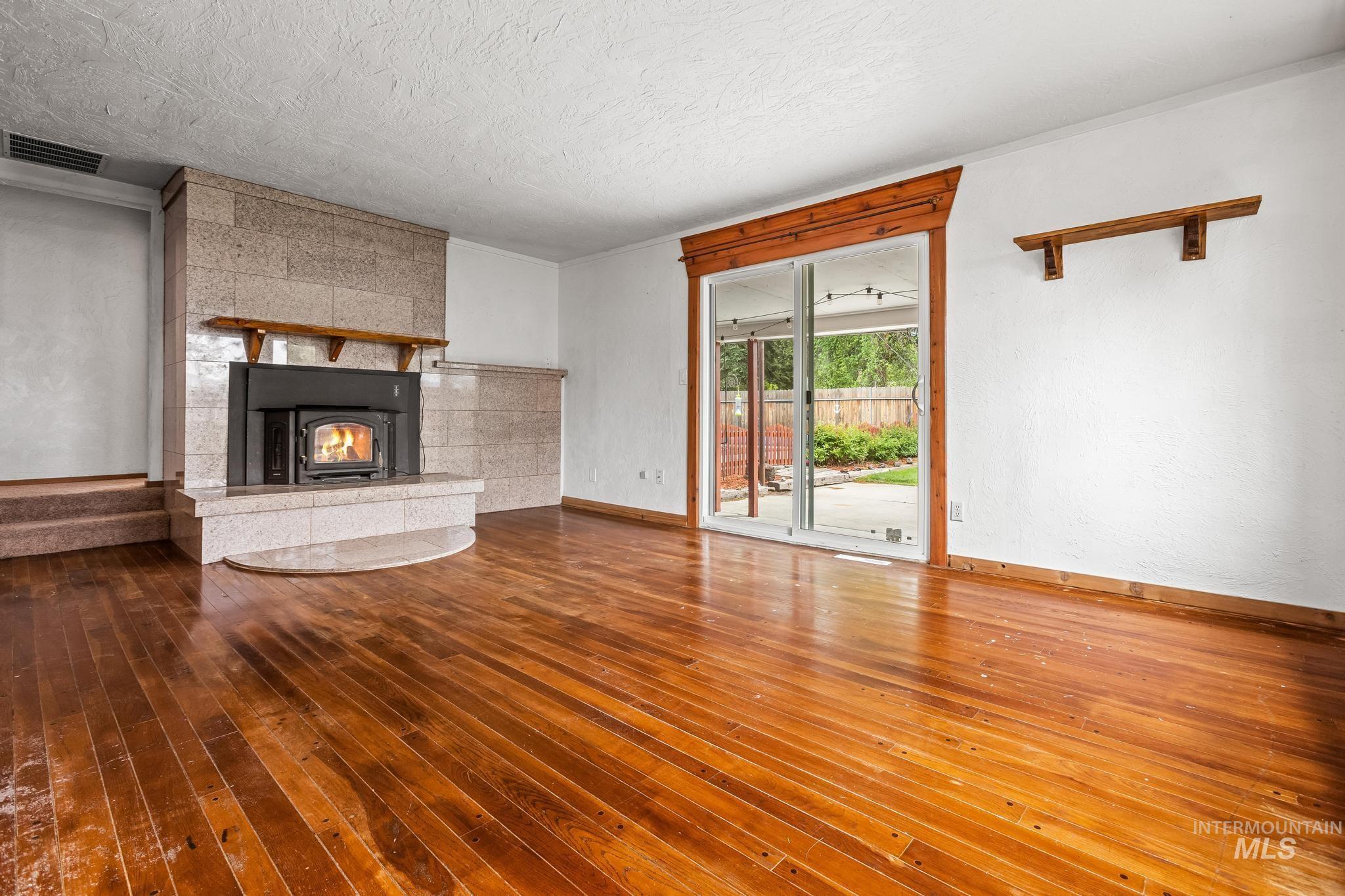 2015 Washington Ave, Caldwell, Idaho 83605, 6 Bedrooms, 4 Bathrooms, Residential For Sale, Price $520,000, 98946366