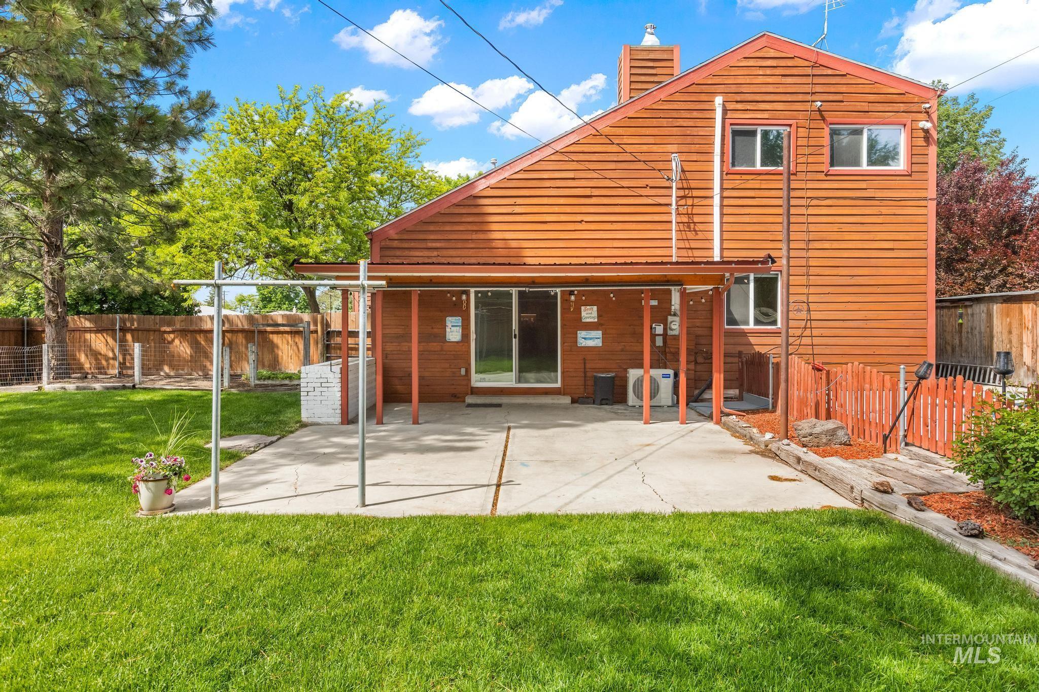 2015 Washington Ave, Caldwell, Idaho 83605, 6 Bedrooms, 4 Bathrooms, Residential For Sale, Price $520,000, 98946366