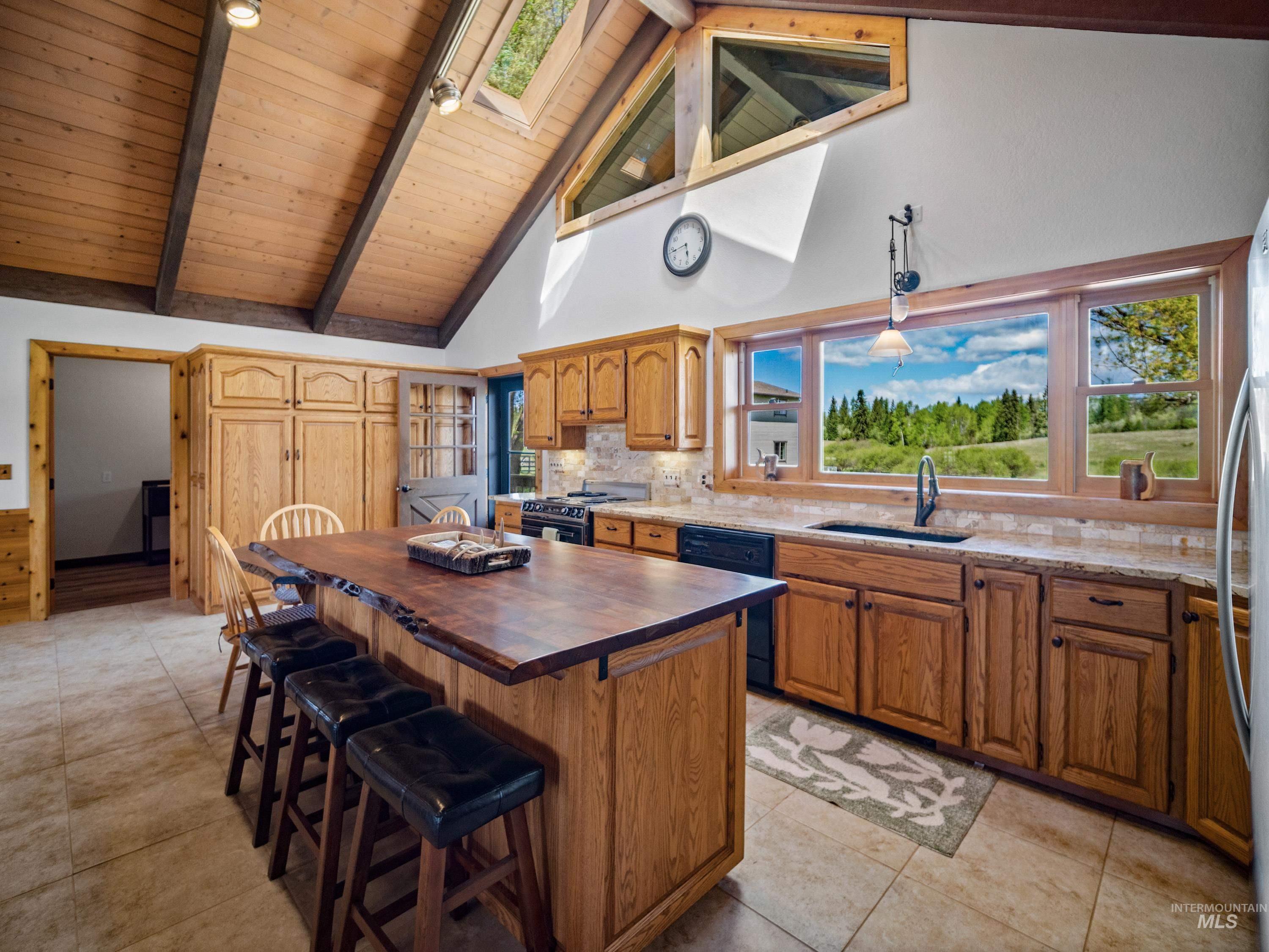 56922 S Hwy 97, St. Maries, Idaho 83861, 2 Bedrooms, 2 Bathrooms, Farm & Ranch For Sale, Price $2,795,000, 98946368