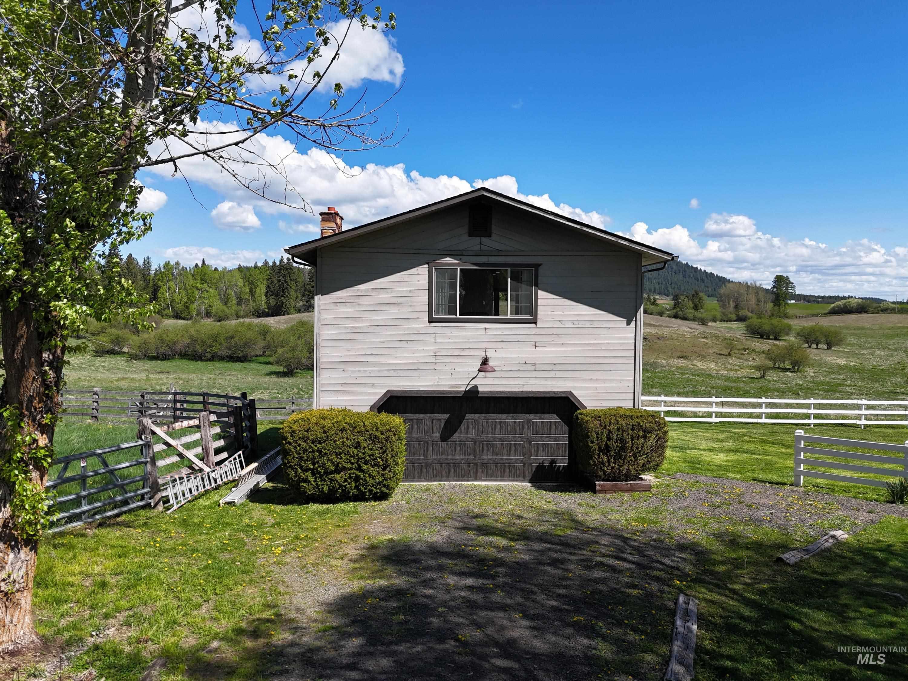 56922 S Hwy 97, St. Maries, Idaho 83861, 2 Bedrooms, 2 Bathrooms, Farm & Ranch For Sale, Price $2,795,000, 98946368