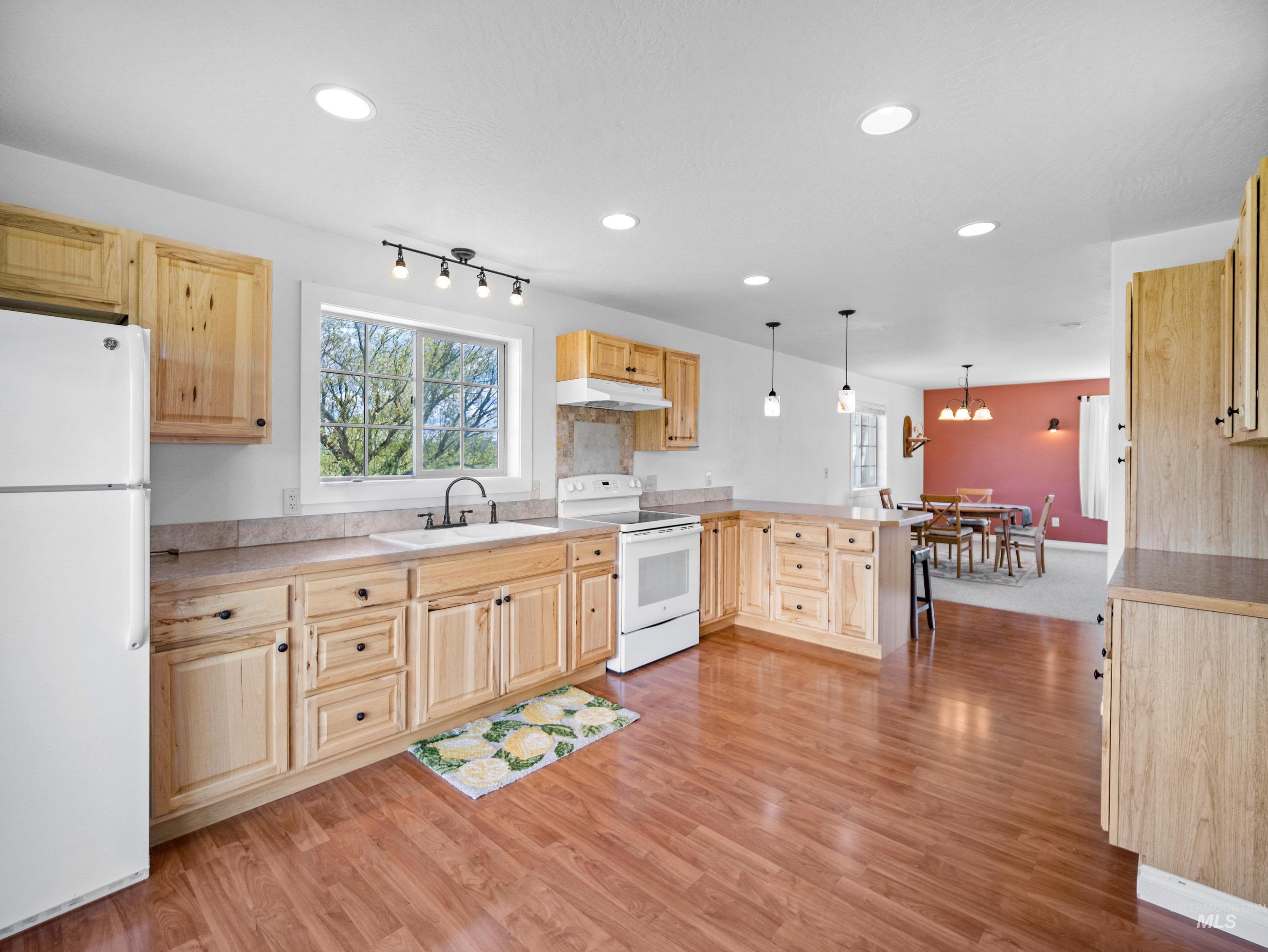56922 S Hwy 97, St. Maries, Idaho 83861, 2 Bedrooms, 2 Bathrooms, Farm & Ranch For Sale, Price $2,795,000, 98946368