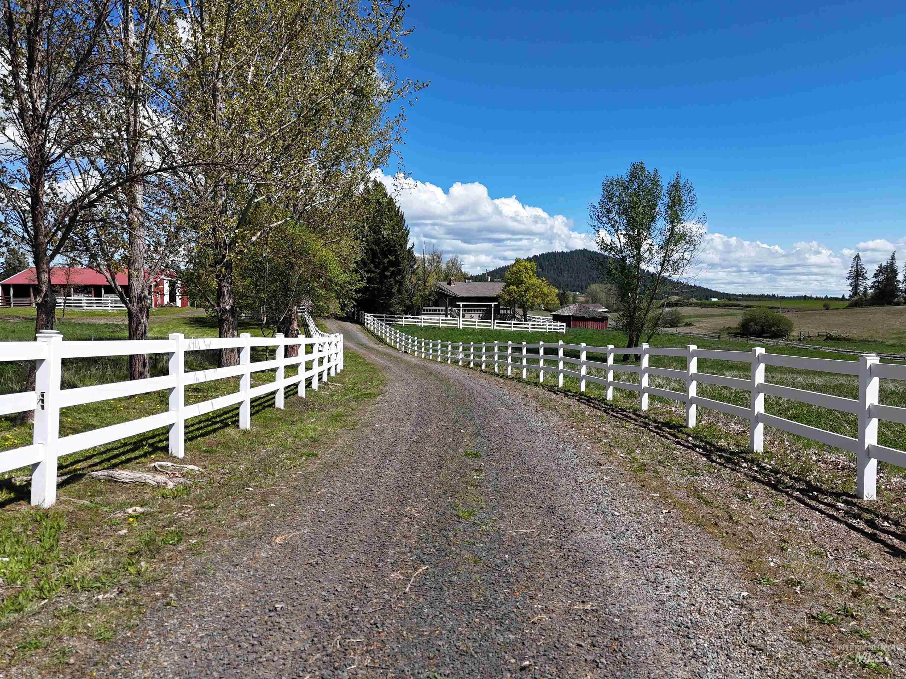 56922 S Hwy 97, St. Maries, Idaho 83861, 2 Bedrooms, 2 Bathrooms, Farm & Ranch For Sale, Price $2,795,000, 98946368