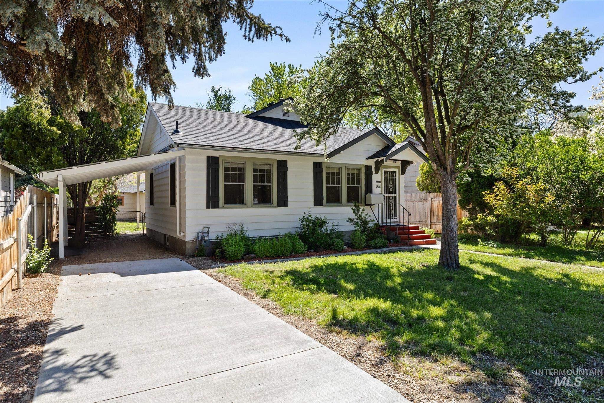 1806 N 28th Street, Boise, Idaho 83703, 2 Bedrooms, 1 Bathroom, Residential For Sale, Price $484,900, 98946383