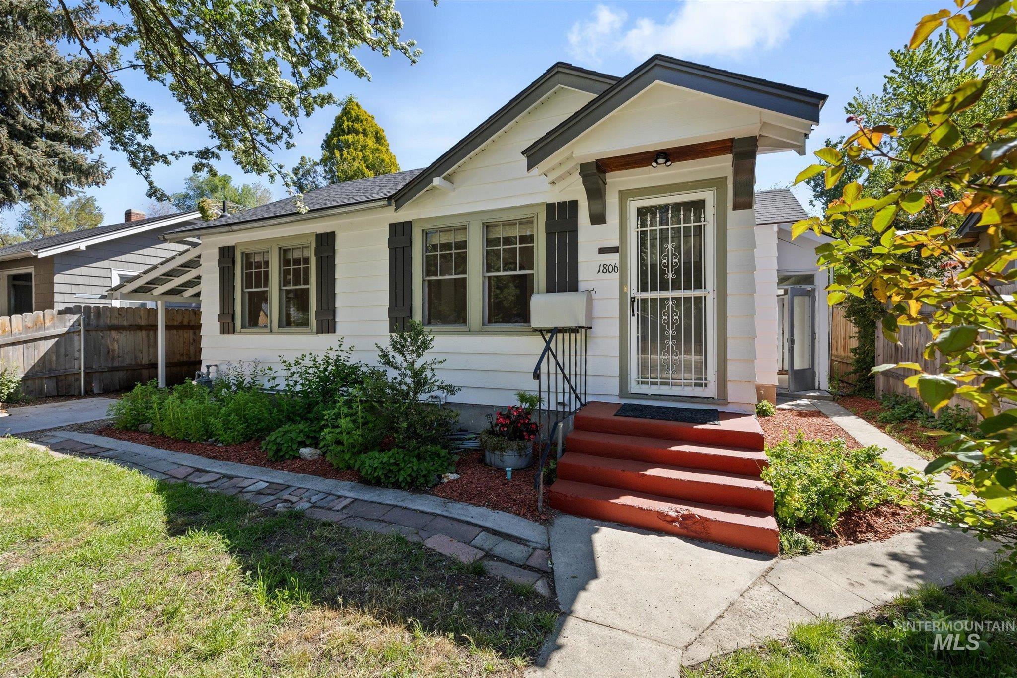 1806 N 28th Street, Boise, Idaho 83703, 2 Bedrooms, 1 Bathroom, Residential For Sale, Price $484,900, 98946383