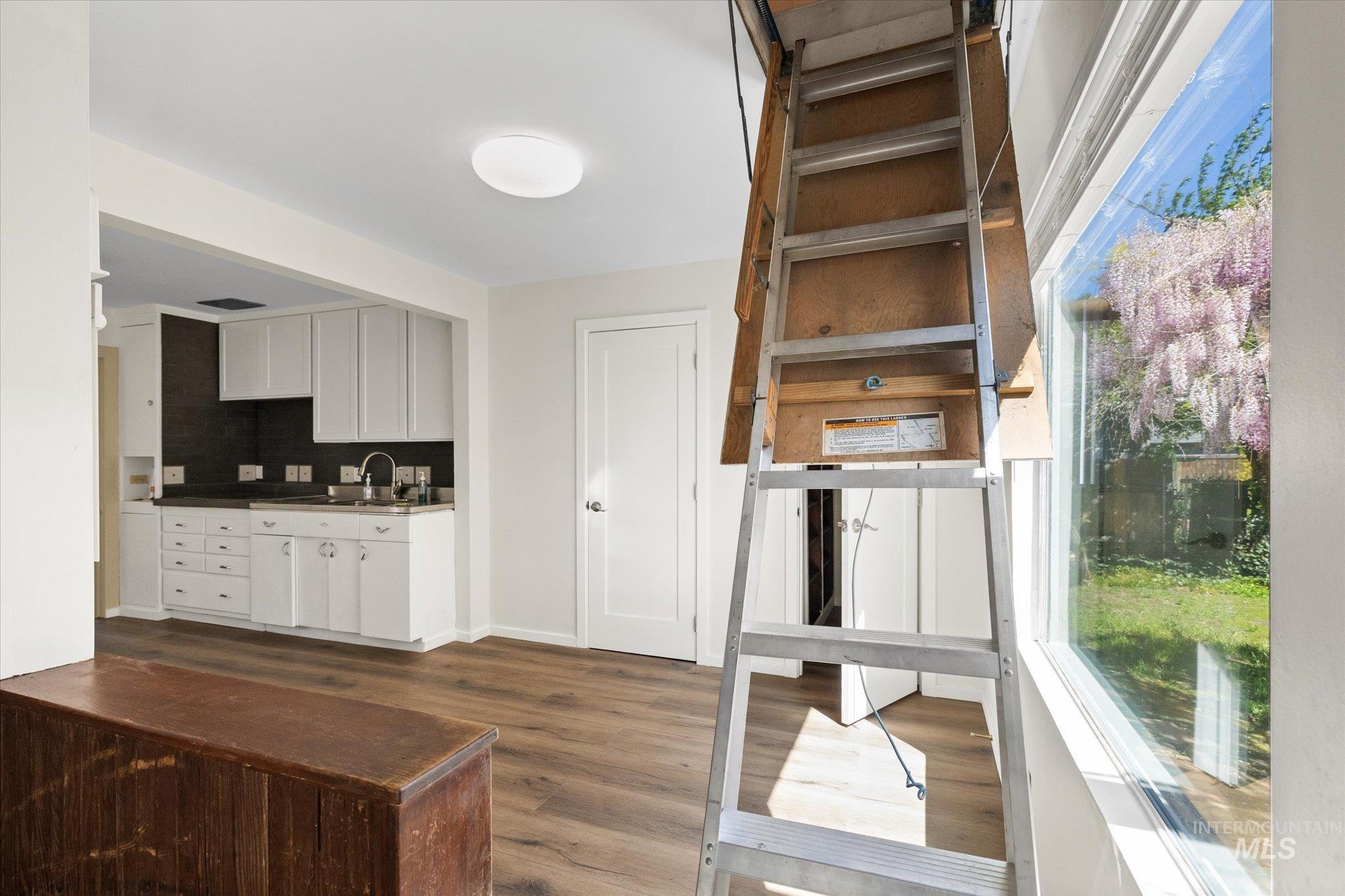1806 N 28th Street, Boise, Idaho 83703, 2 Bedrooms, 1 Bathroom, Residential For Sale, Price $484,900, 98946383
