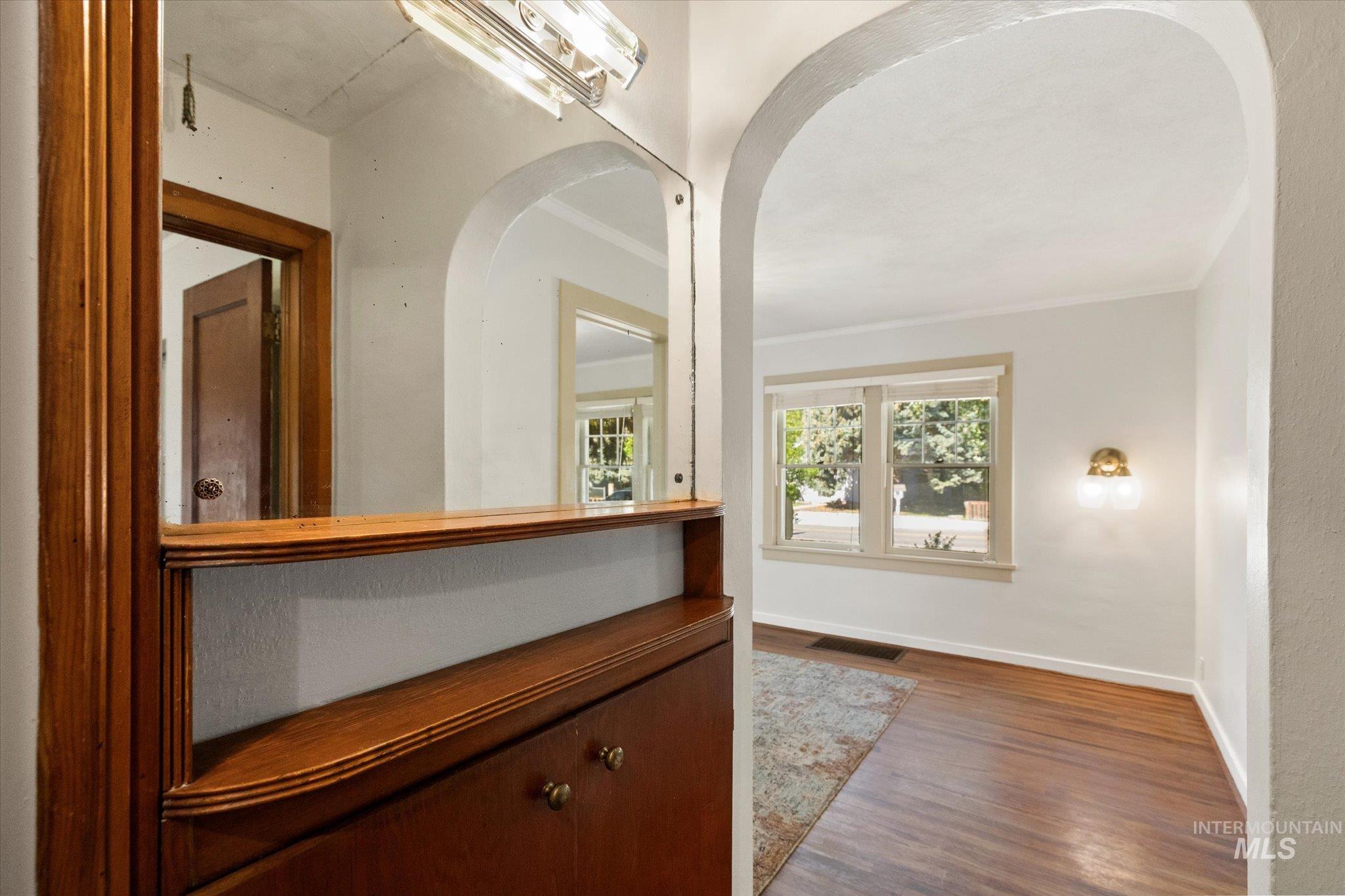 1806 N 28th Street, Boise, Idaho 83703, 2 Bedrooms, 1 Bathroom, Residential For Sale, Price $484,900, 98946383