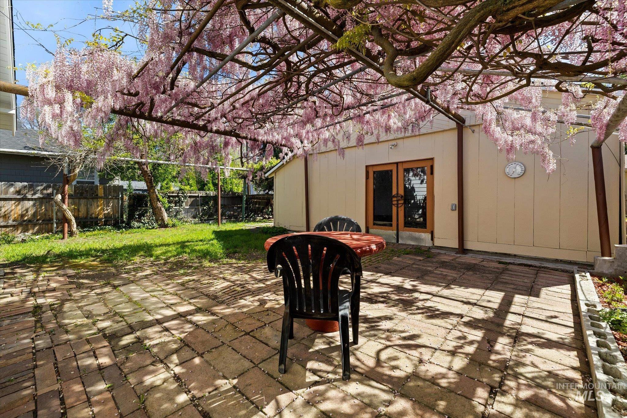 1806 N 28th Street, Boise, Idaho 83703, 2 Bedrooms, 1 Bathroom, Residential For Sale, Price $484,900, 98946383