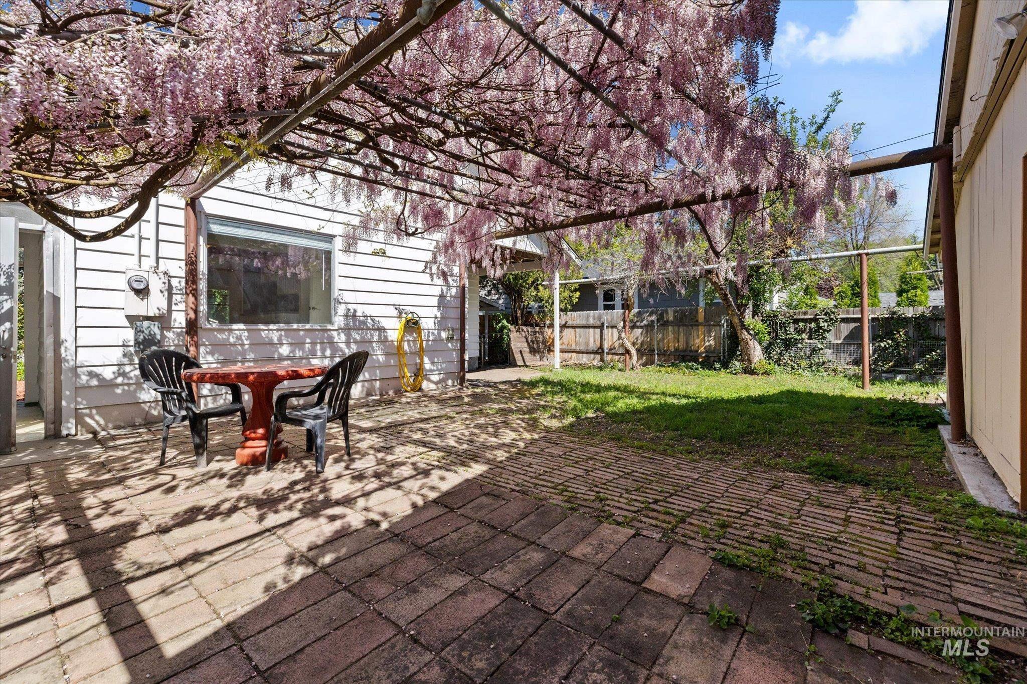 1806 N 28th Street, Boise, Idaho 83703, 2 Bedrooms, 1 Bathroom, Residential For Sale, Price $484,900, 98946383
