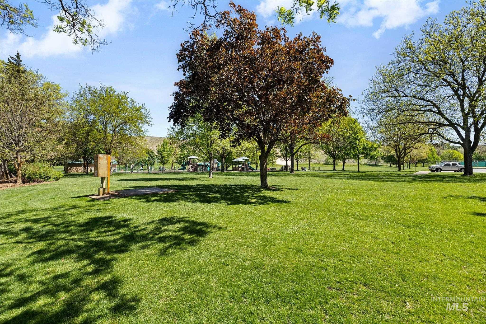1806 N 28th Street, Boise, Idaho 83703, 2 Bedrooms, 1 Bathroom, Residential For Sale, Price $484,900, 98946383