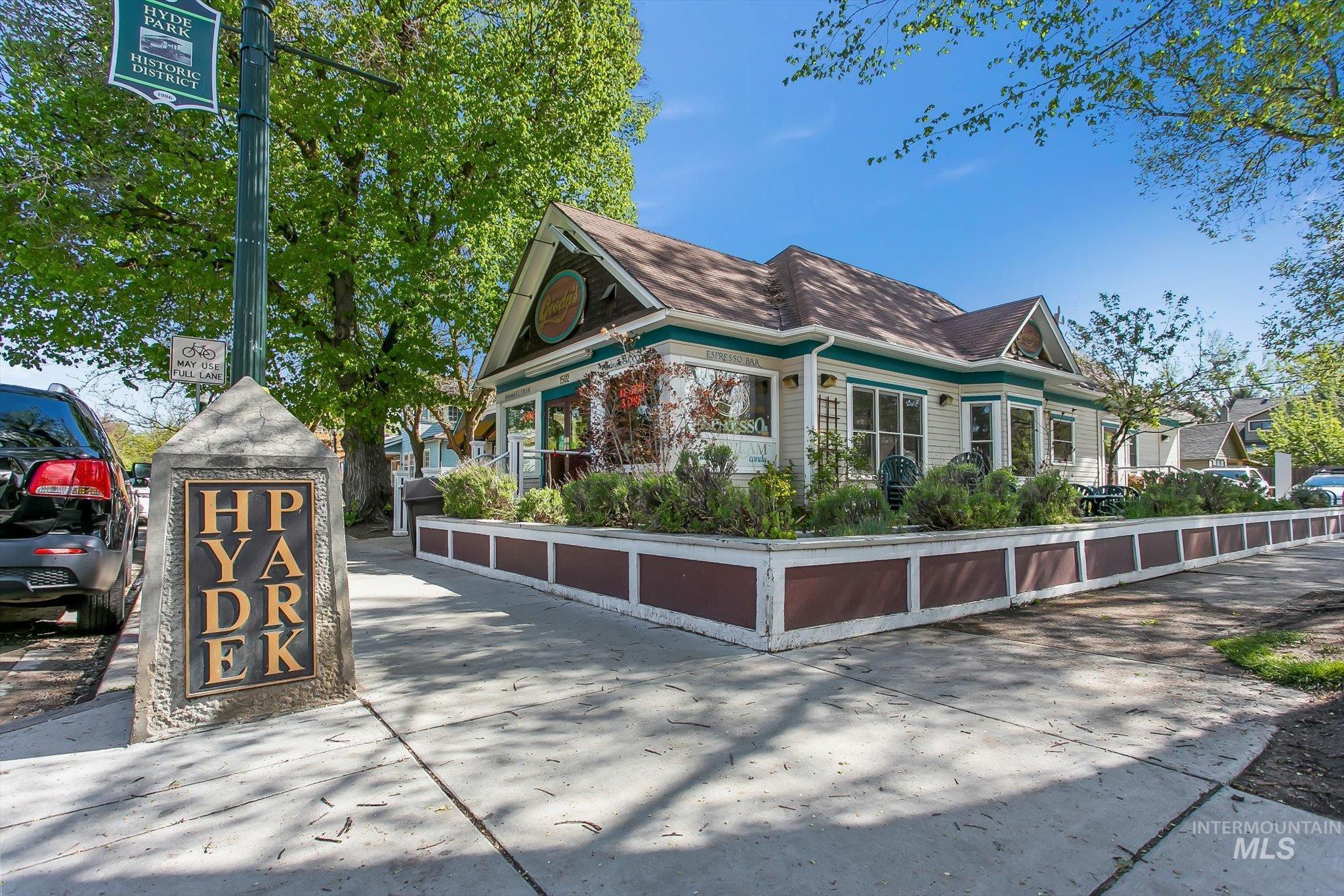 1806 N 28th Street, Boise, Idaho 83703, 2 Bedrooms, 1 Bathroom, Residential For Sale, Price $484,900, 98946383