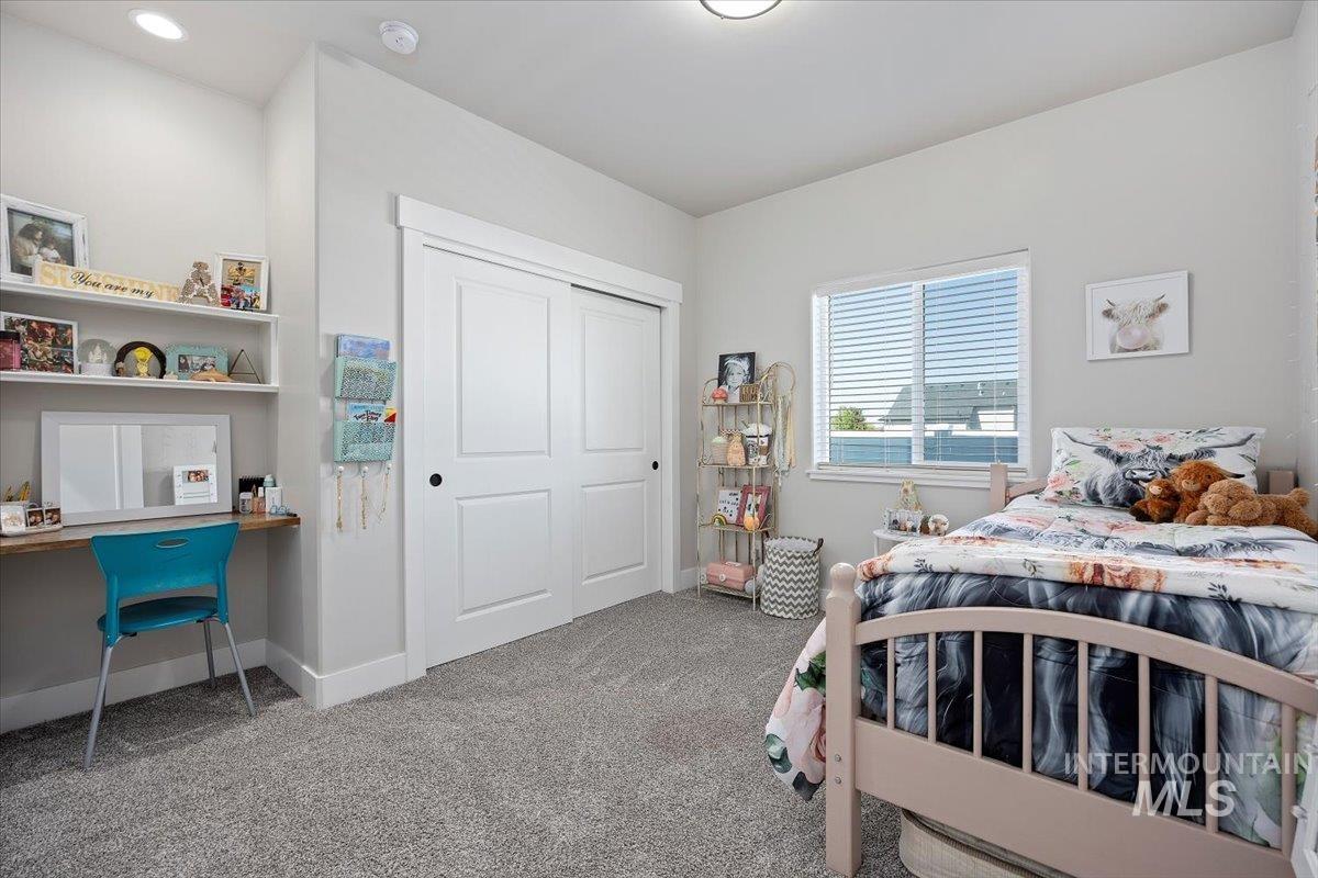 942 Paintbrush, Kimberly, Idaho 83341, 6 Bedrooms, 3.5 Bathrooms, Residential For Sale, Price $772,000, 98946401