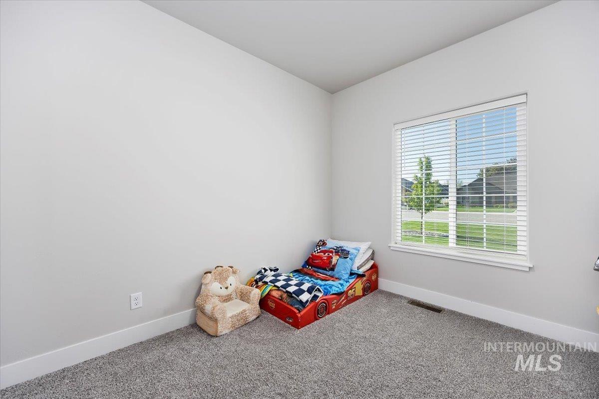 942 Paintbrush, Kimberly, Idaho 83341, 6 Bedrooms, 3.5 Bathrooms, Residential For Sale, Price $772,000, 98946401