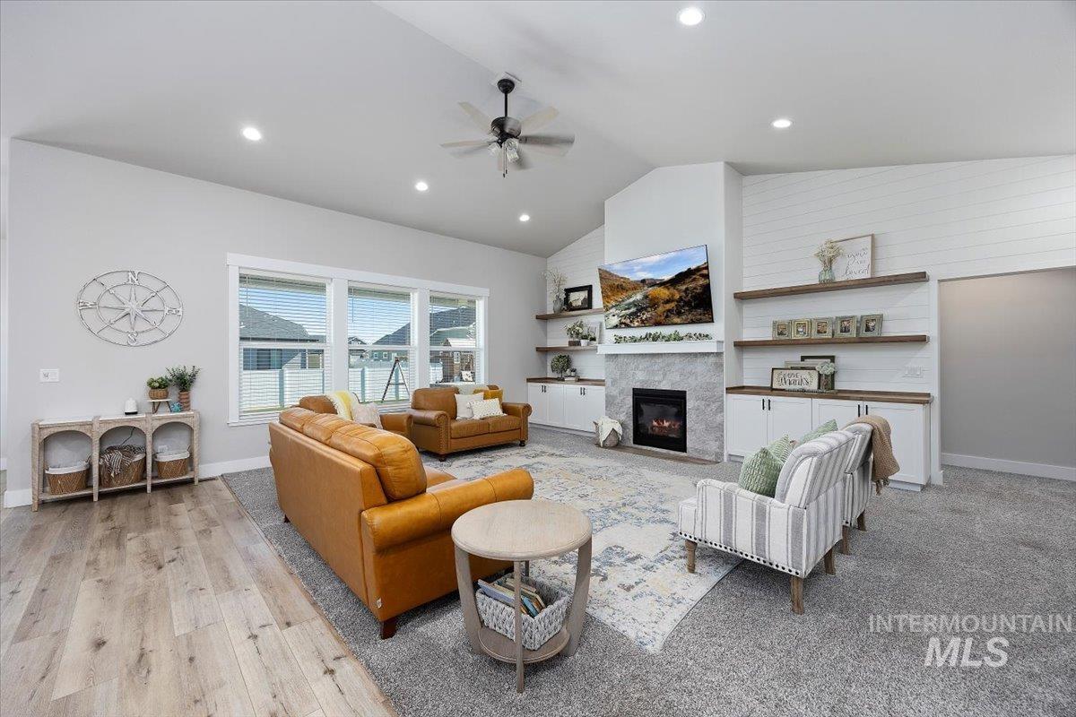 942 Paintbrush, Kimberly, Idaho 83341, 6 Bedrooms, 3.5 Bathrooms, Residential For Sale, Price $772,000, 98946401