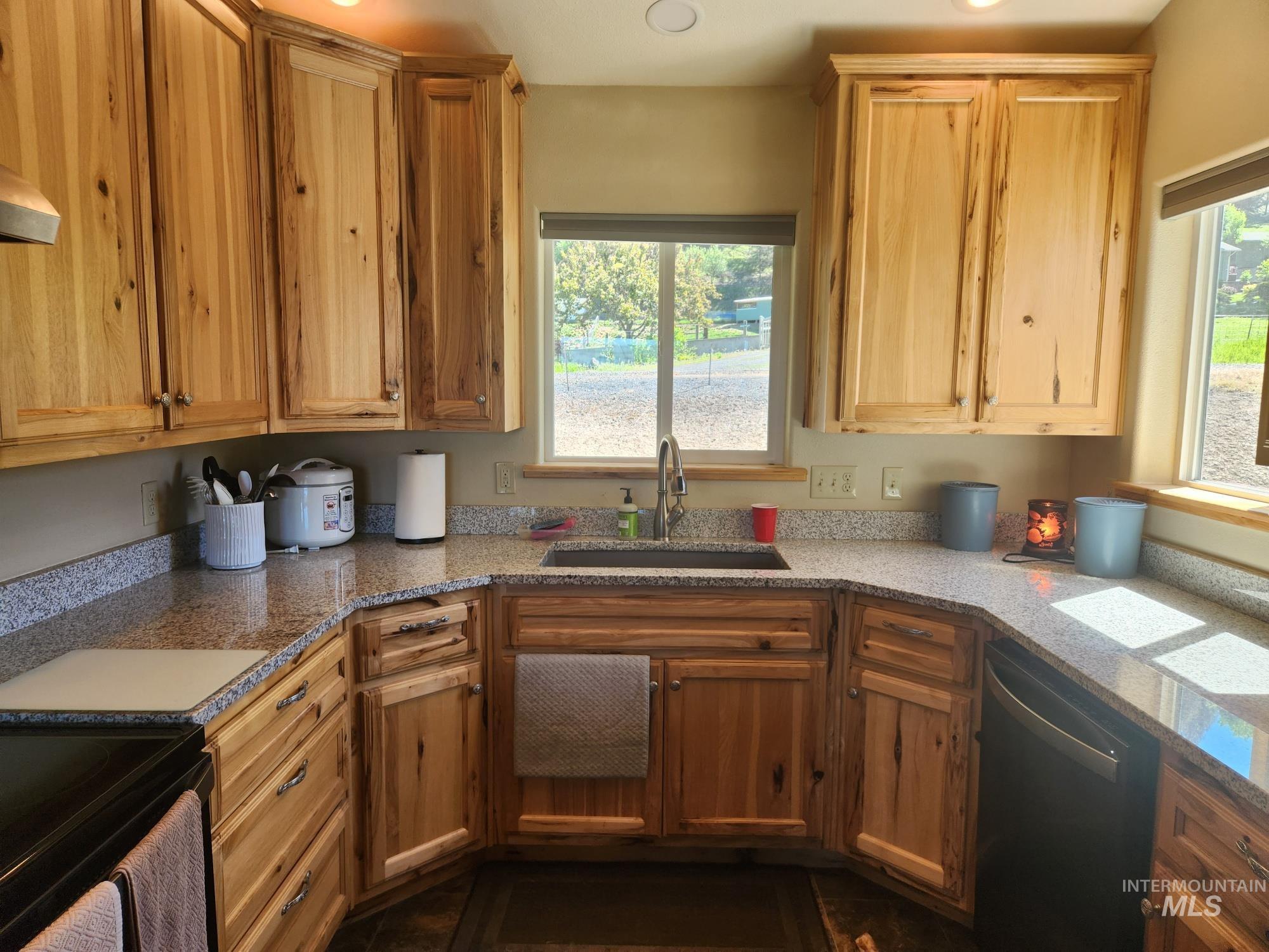 268 Matton Rd, Kamiah, Idaho 83536, 3 Bedrooms, 2 Bathrooms, Residential For Sale, Price $550,000, 98946437