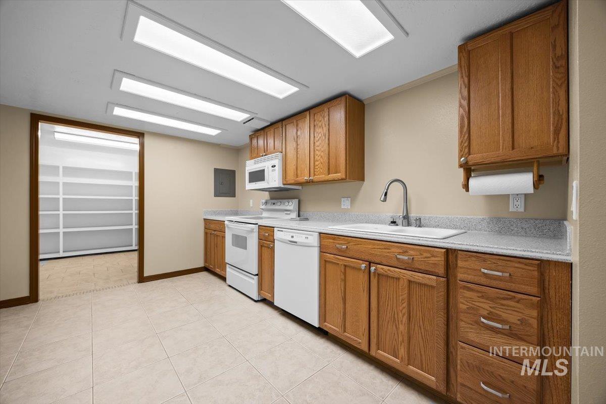 2490 Watts, Payette, Idaho 83661, 6 Bedrooms, 4 Bathrooms, Residential For Sale, Price $1,075,000, 98946458