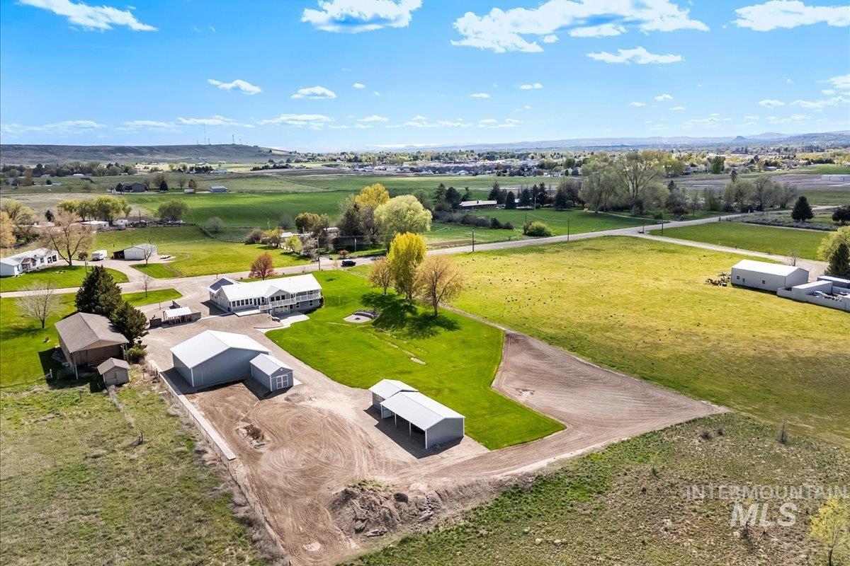 2490 Watts, Payette, Idaho 83661, 6 Bedrooms, 4 Bathrooms, Residential For Sale, Price $1,075,000, 98946458