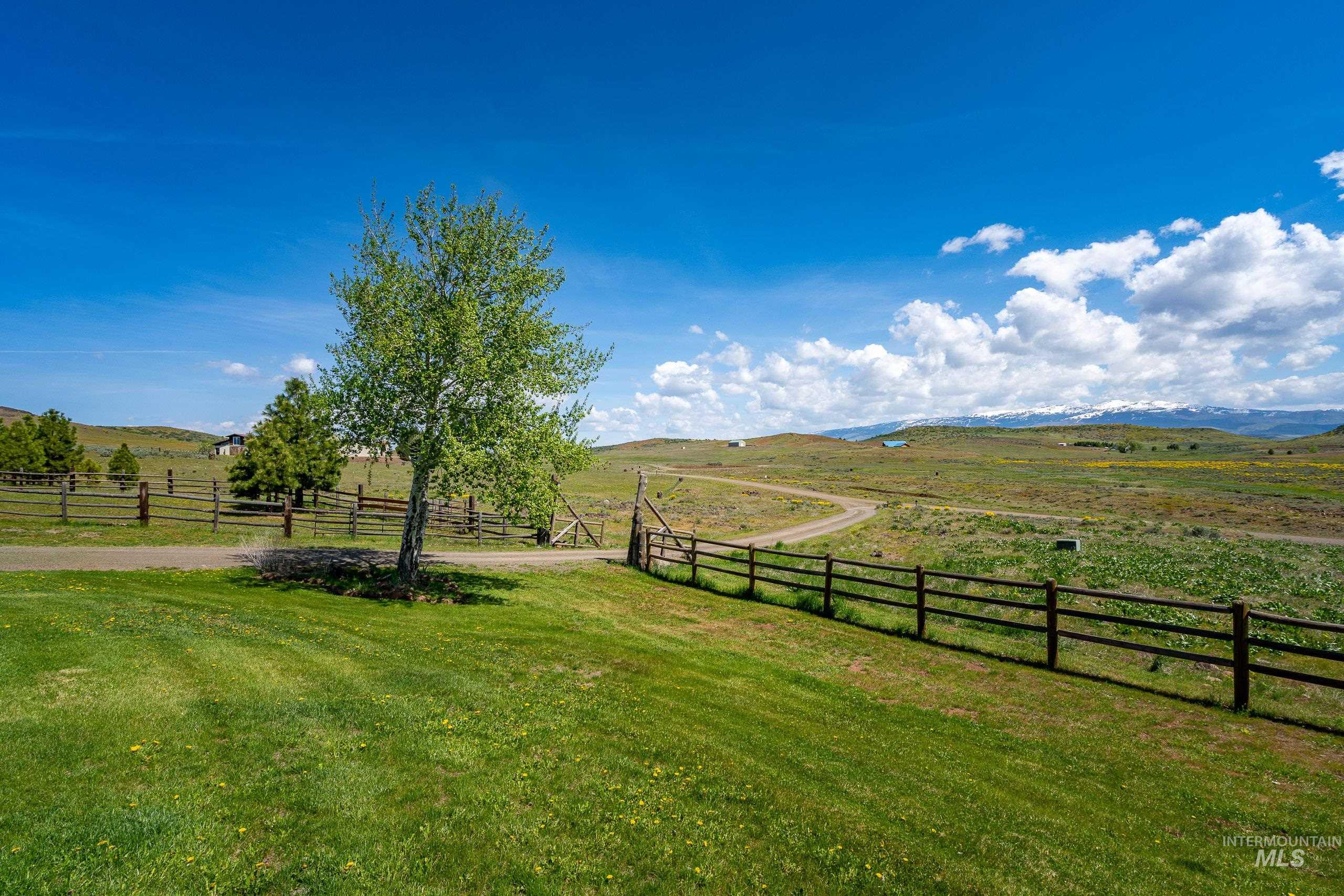1821 Canyon Rd, Council, Idaho 83612, 3 Bedrooms, 2 Bathrooms, Residential For Sale, Price $799,000, 98946478