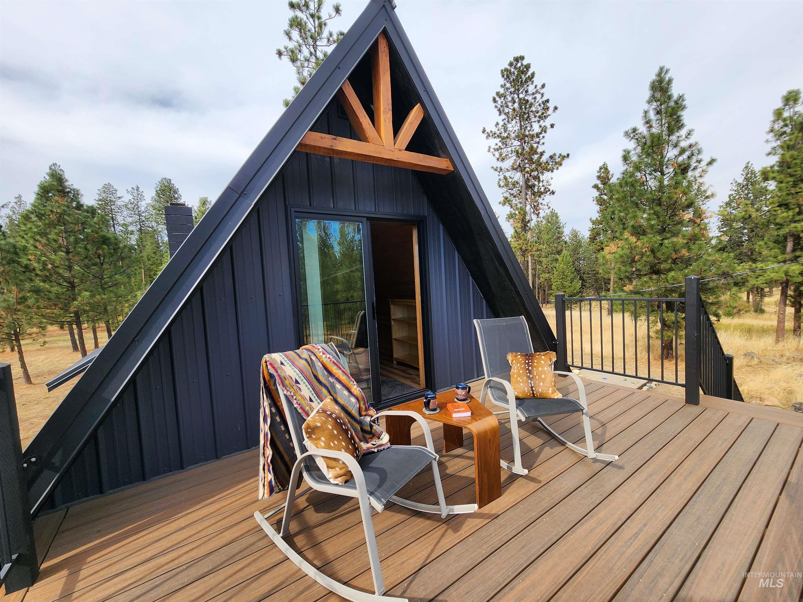 85 Cottage Rd, Anatone, Washington 99401, 1 Bedroom, 1 Bathroom, Residential For Sale, Price $349,000, 98946481