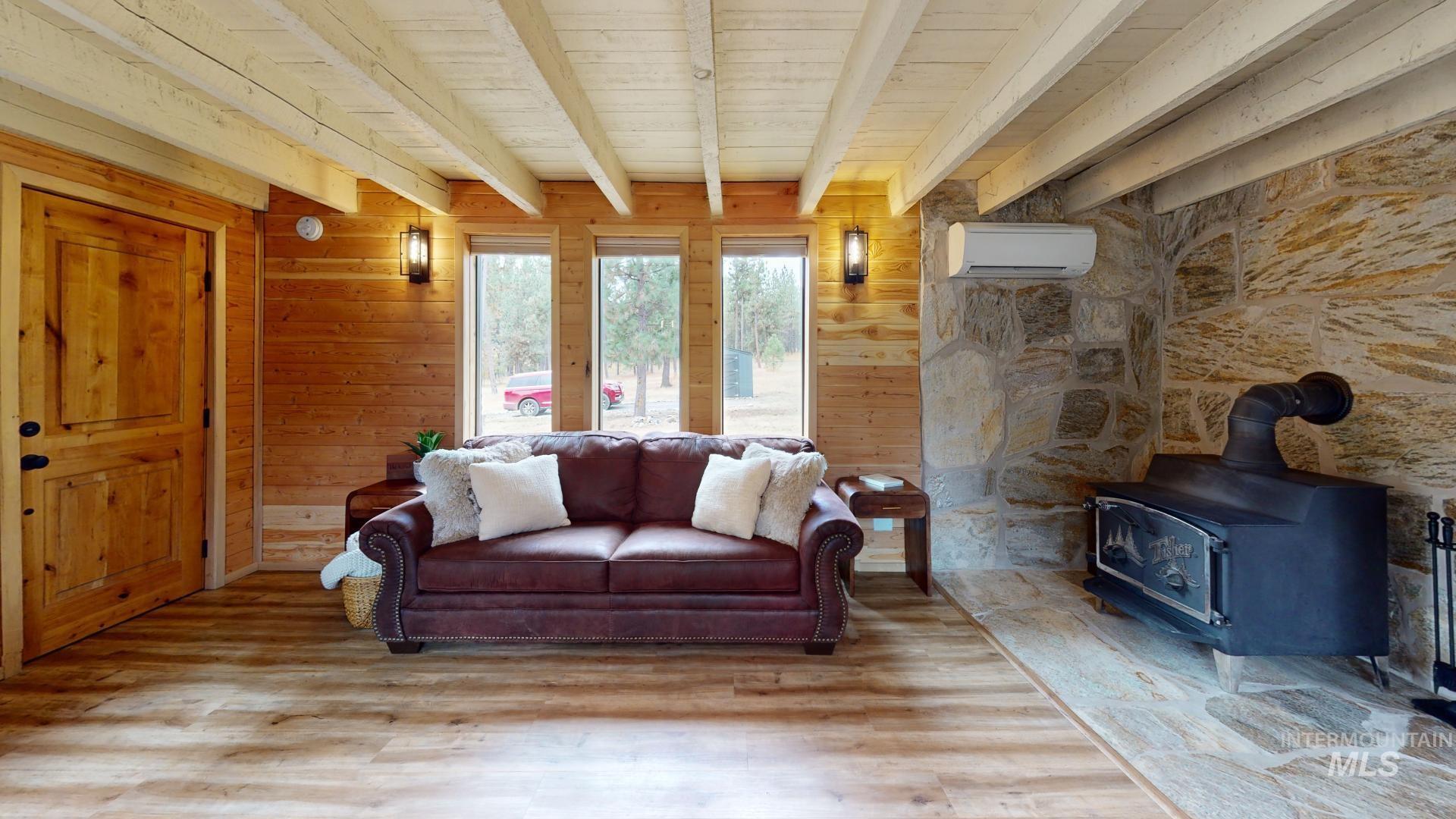 85 Cottage Rd, Anatone, Washington 99401, 1 Bedroom, 1 Bathroom, Residential For Sale, Price $349,000, 98946481