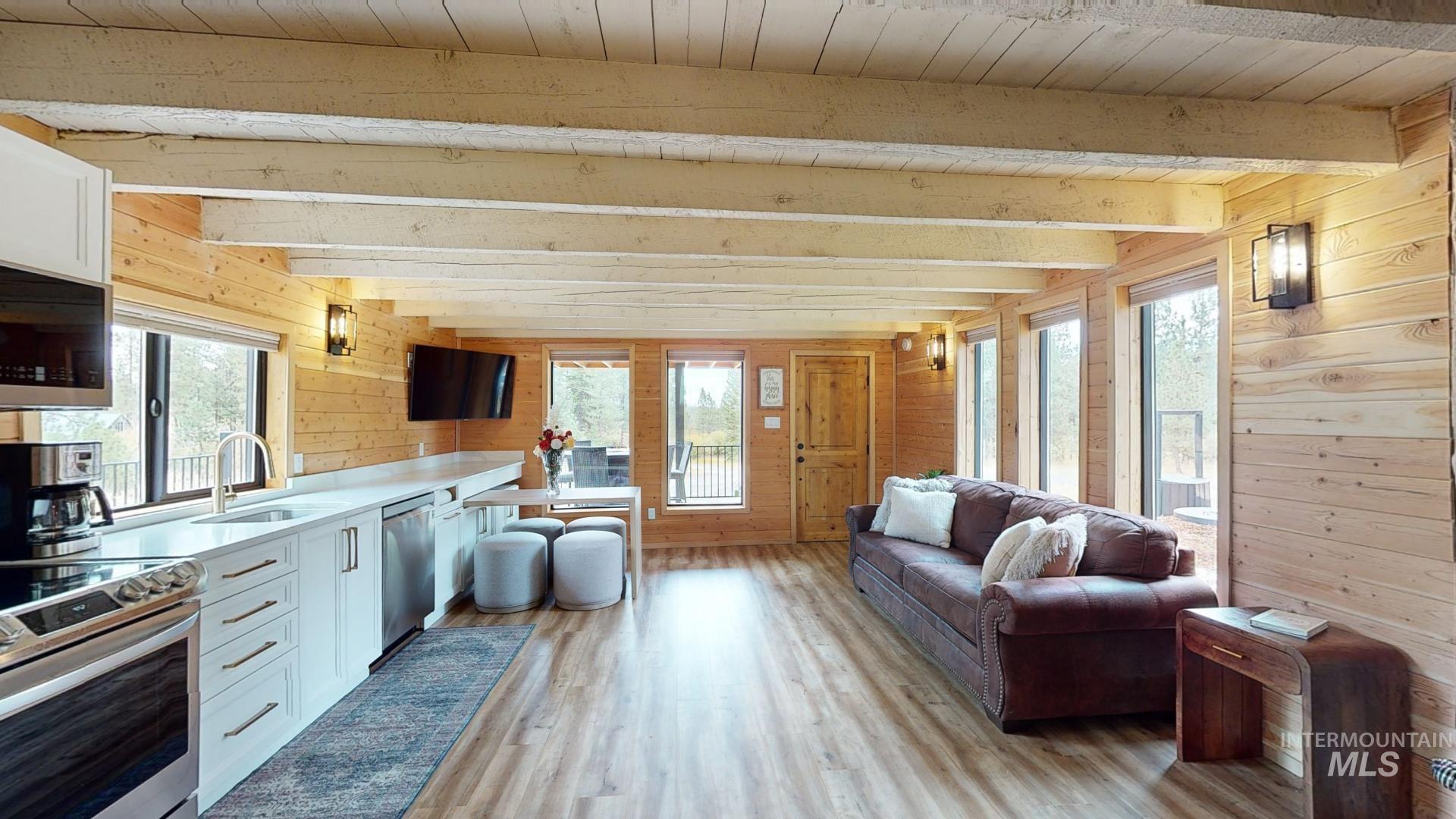 85 Cottage Rd, Anatone, Washington 99401, 1 Bedroom, 1 Bathroom, Residential For Sale, Price $349,000, 98946481