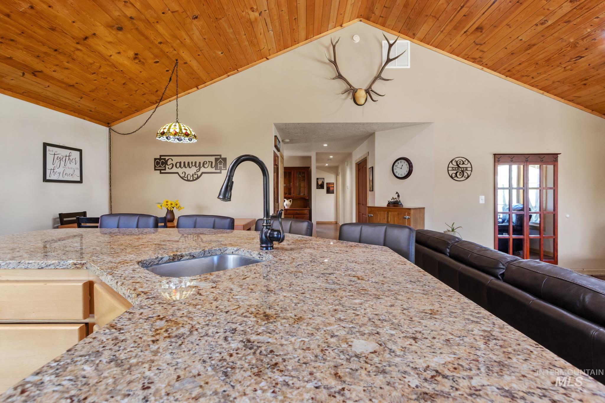 34 Wilderness Way, Boise, Idaho 83716, 3 Bedrooms, 3 Bathrooms, Residential For Sale, Price $635,000, 98946496