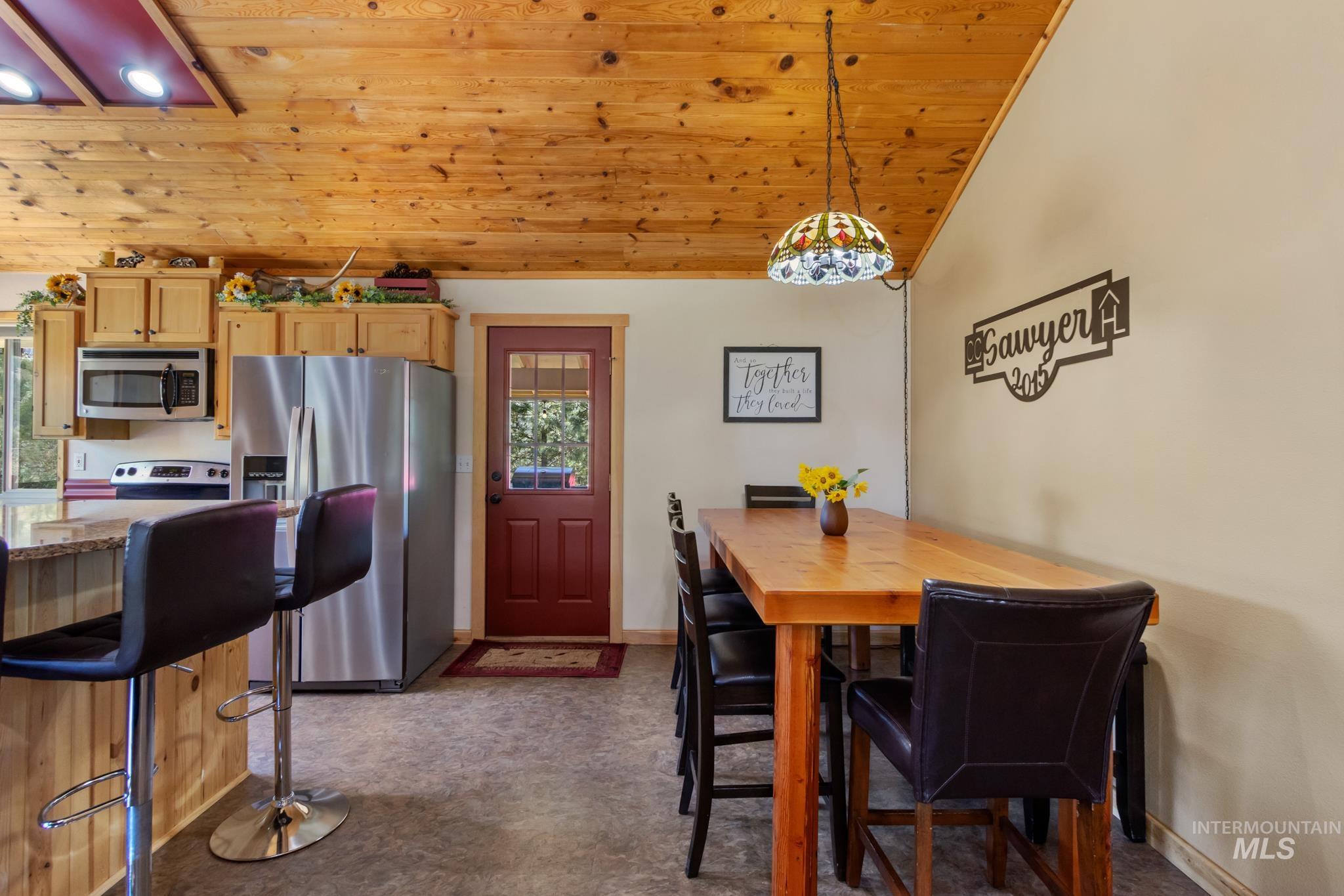 34 Wilderness Way, Boise, Idaho 83716, 3 Bedrooms, 3 Bathrooms, Residential For Sale, Price $635,000, 98946496