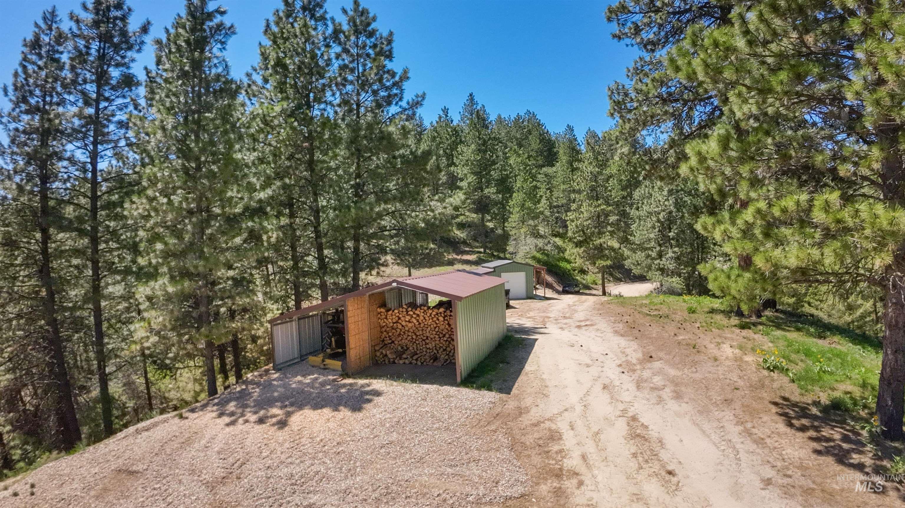 34 Wilderness Way, Boise, Idaho 83716, 3 Bedrooms, 3 Bathrooms, Residential For Sale, Price $635,000, 98946496