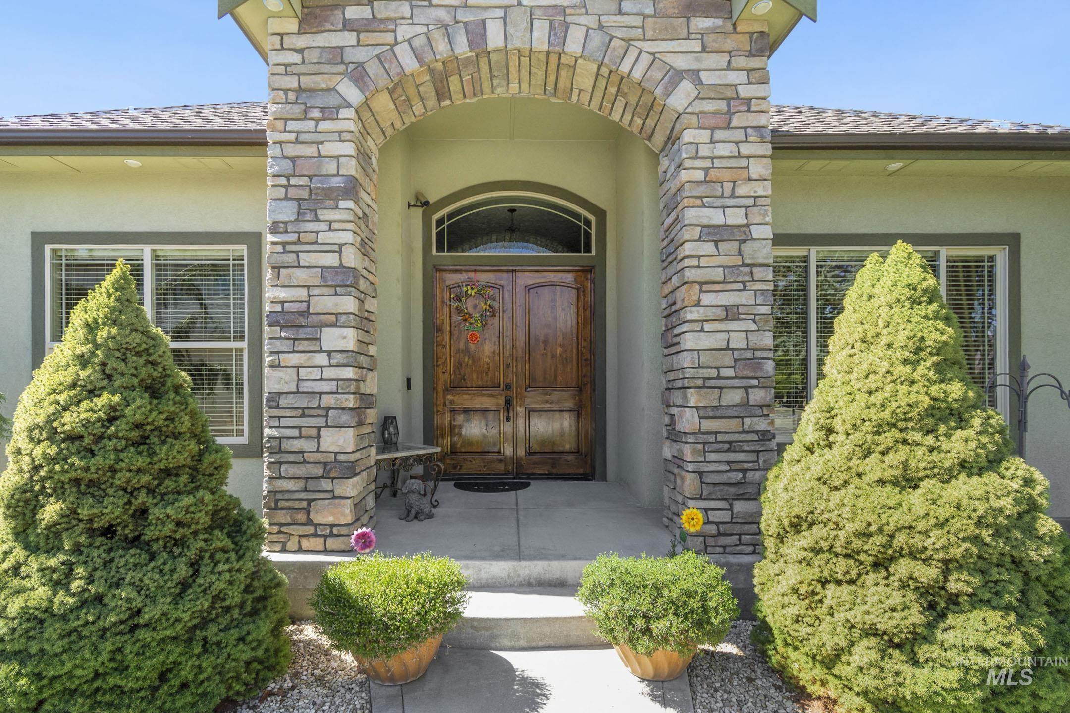 5139 N Brookfield Pl, Boise, Idaho 83713, 5 Bedrooms, 3.5 Bathrooms, Residential For Sale, Price $984,900, 98946497
